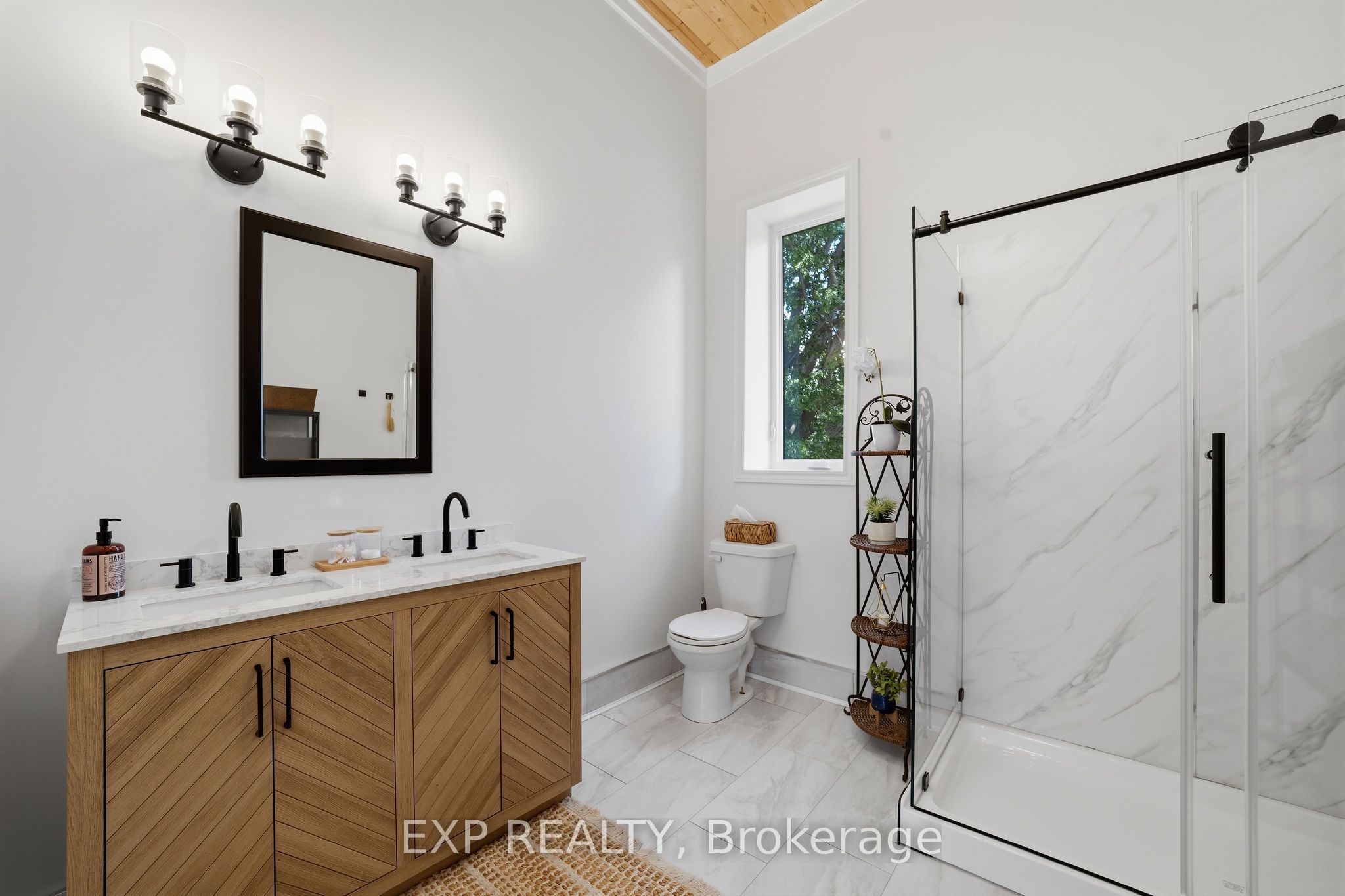 51181 Broadway Street Property Photo 13