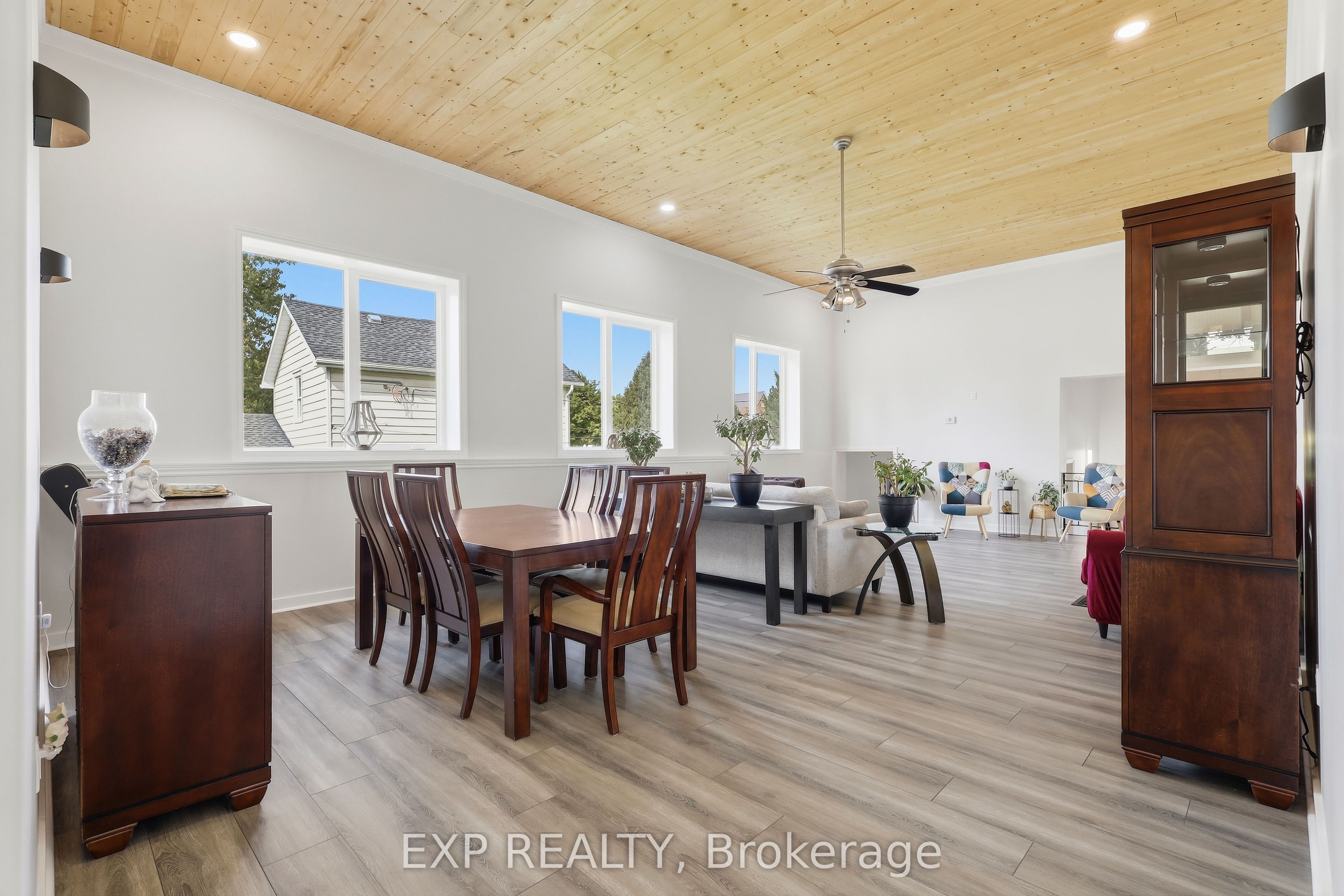 51181 Broadway Street Property Photo 13