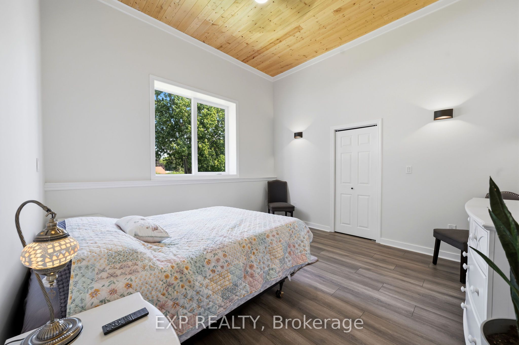 51181 Broadway Street Property Photo 16