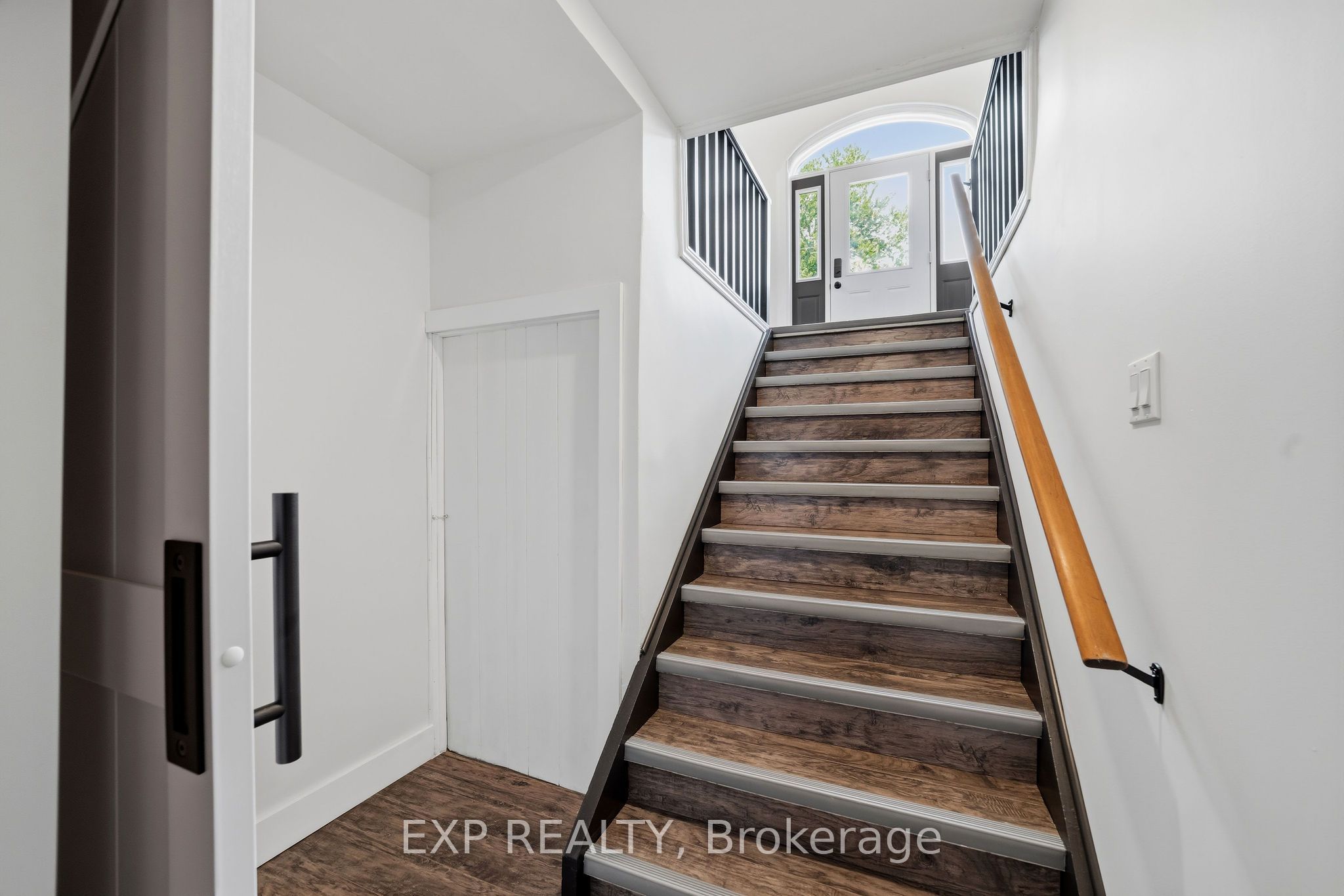 51181 Broadway Street Property Photo 21