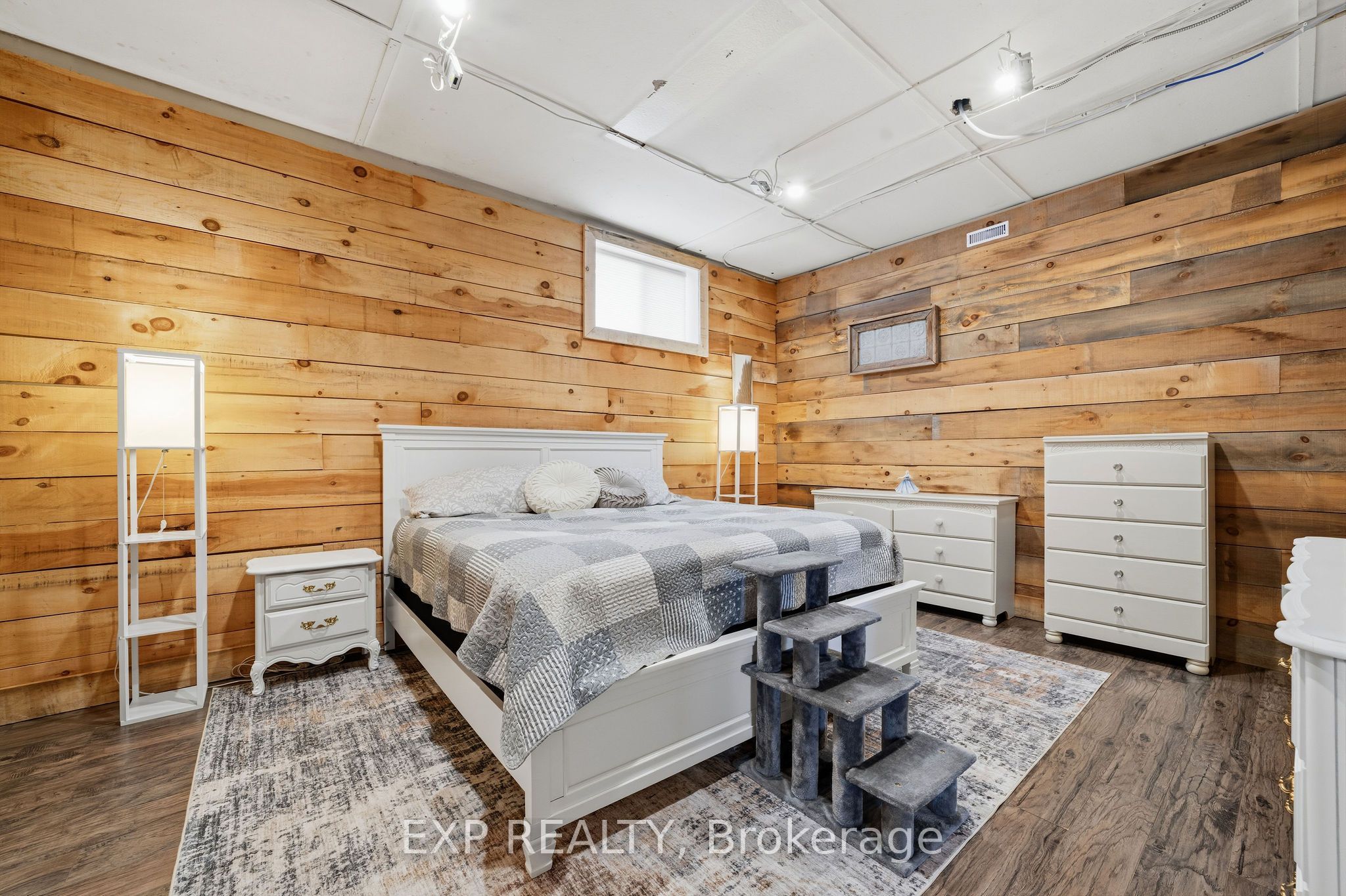 51181 Broadway Street Property Photo 23