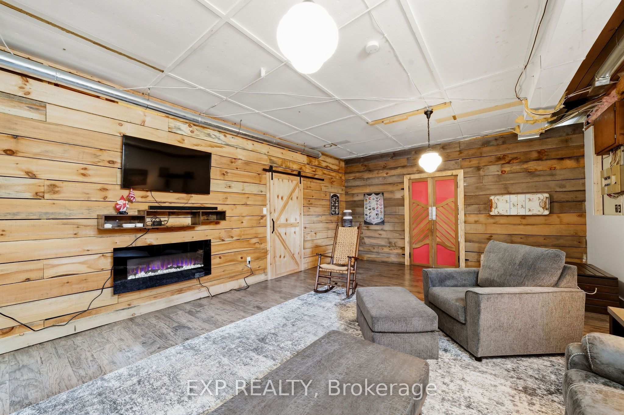 51181 Broadway Street Property Photo 25