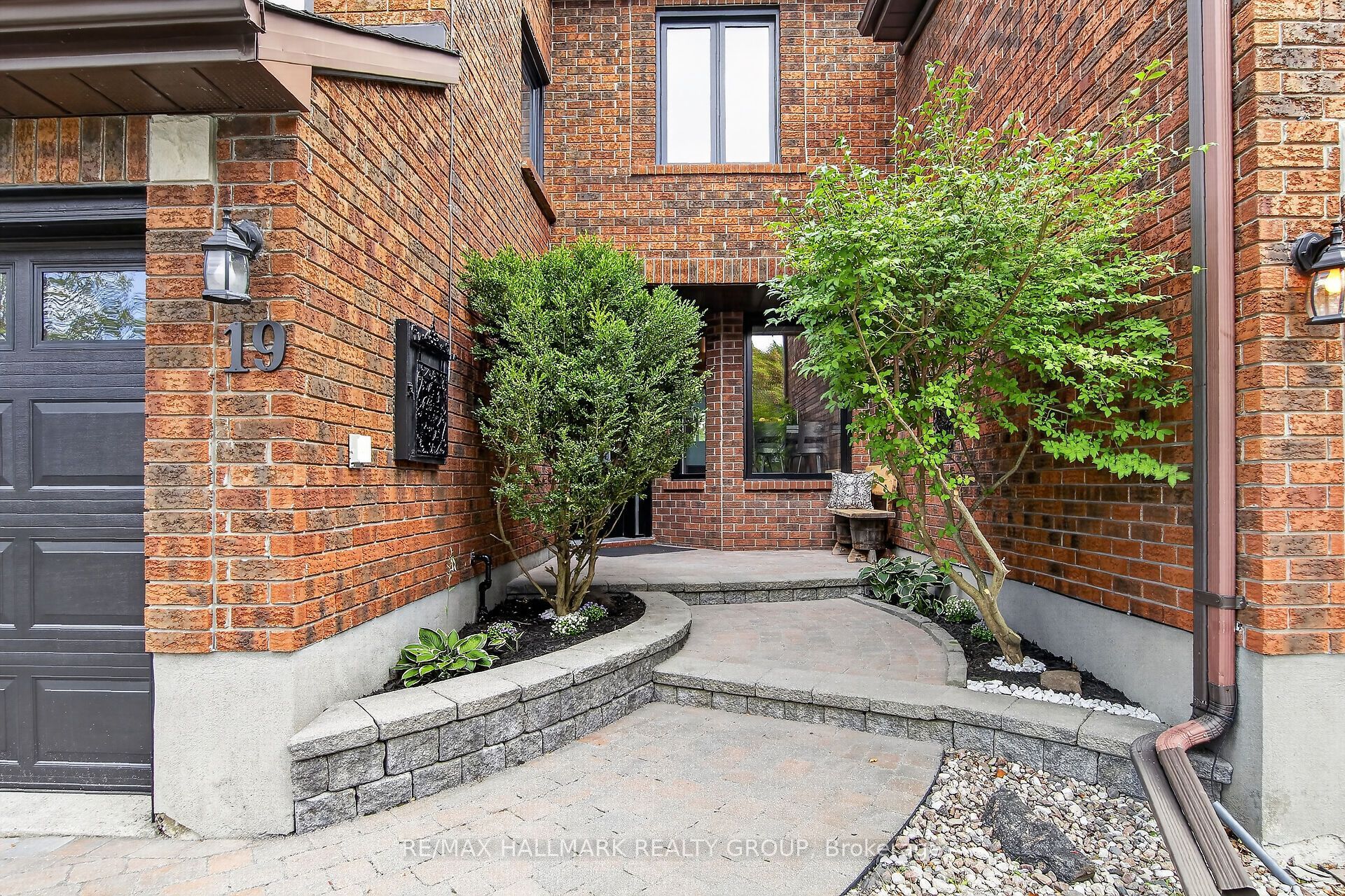 19 Windeyer Crescent Property Photo 2
