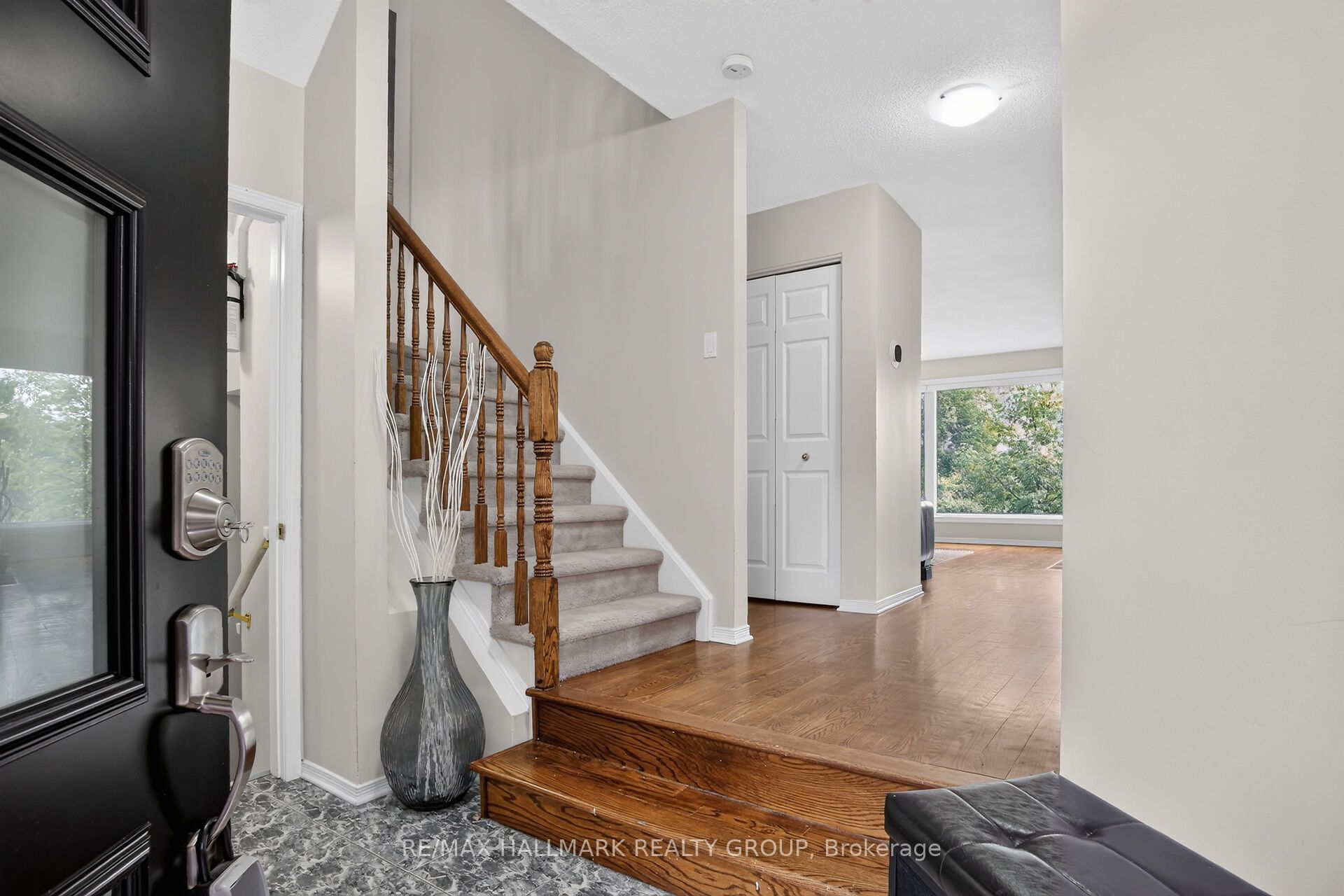 19 Windeyer Crescent Property Photo 3