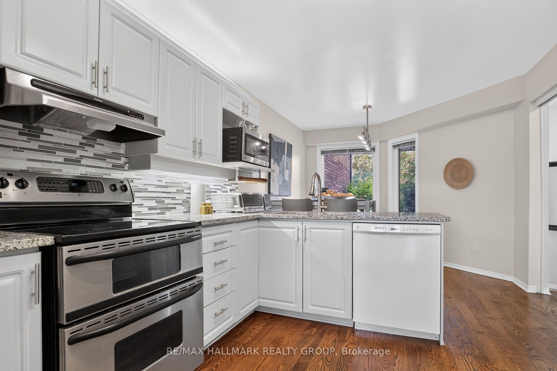 19 Windeyer Crescent Property Photo 12