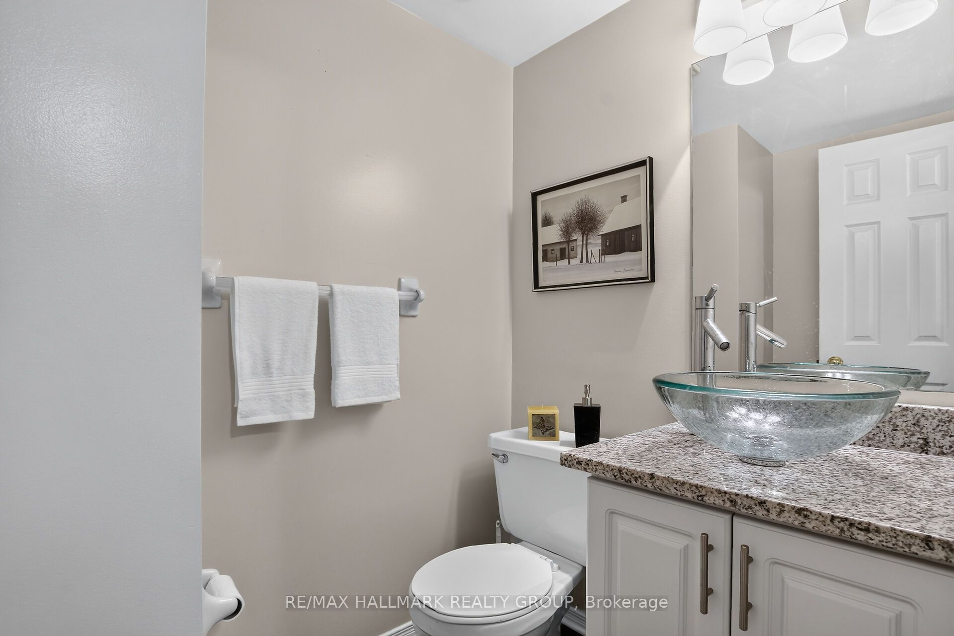 19 Windeyer Crescent Property Photo 15