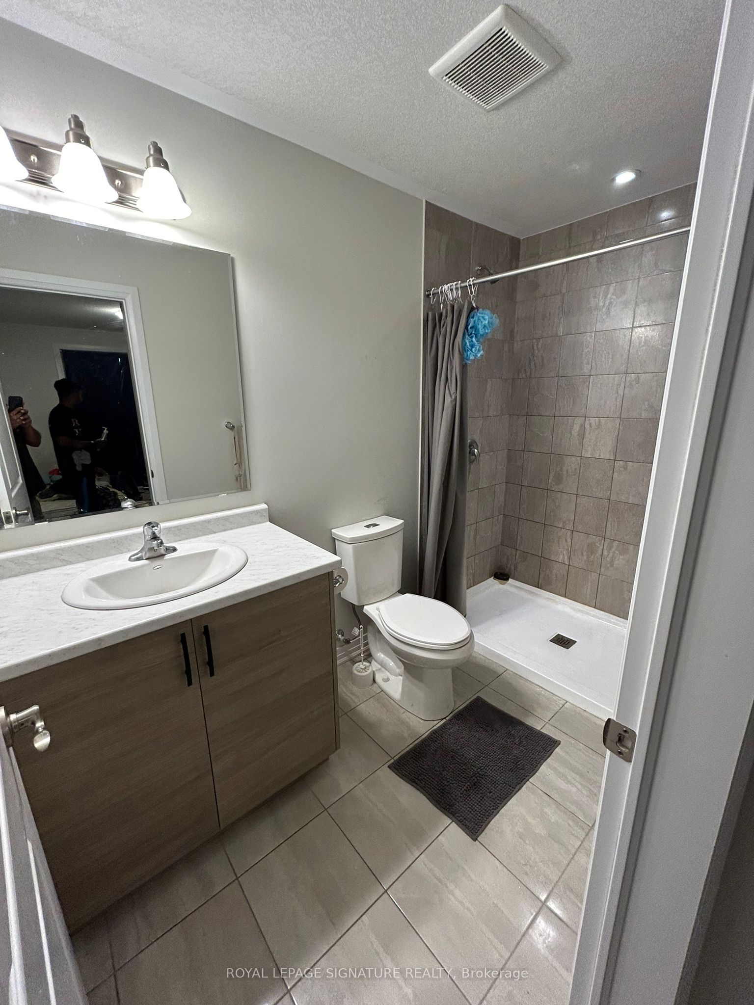25 Isherwood Avenue 135 Property Photo 13