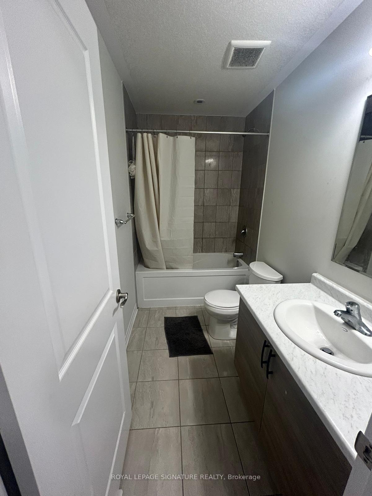 25 Isherwood Avenue 135 Property Photo 16
