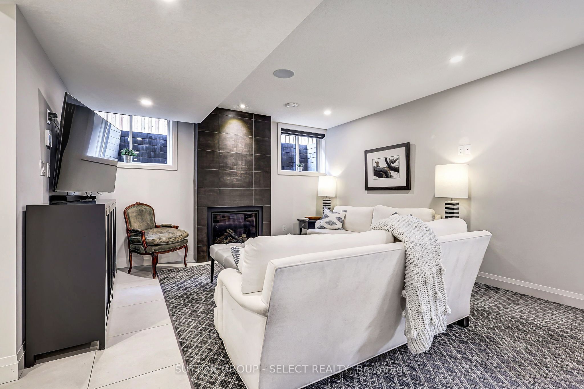 239 Foxborough Place Property Photo 42