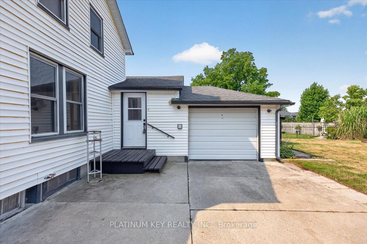 8624 Glendon Drive Property Photo 27
