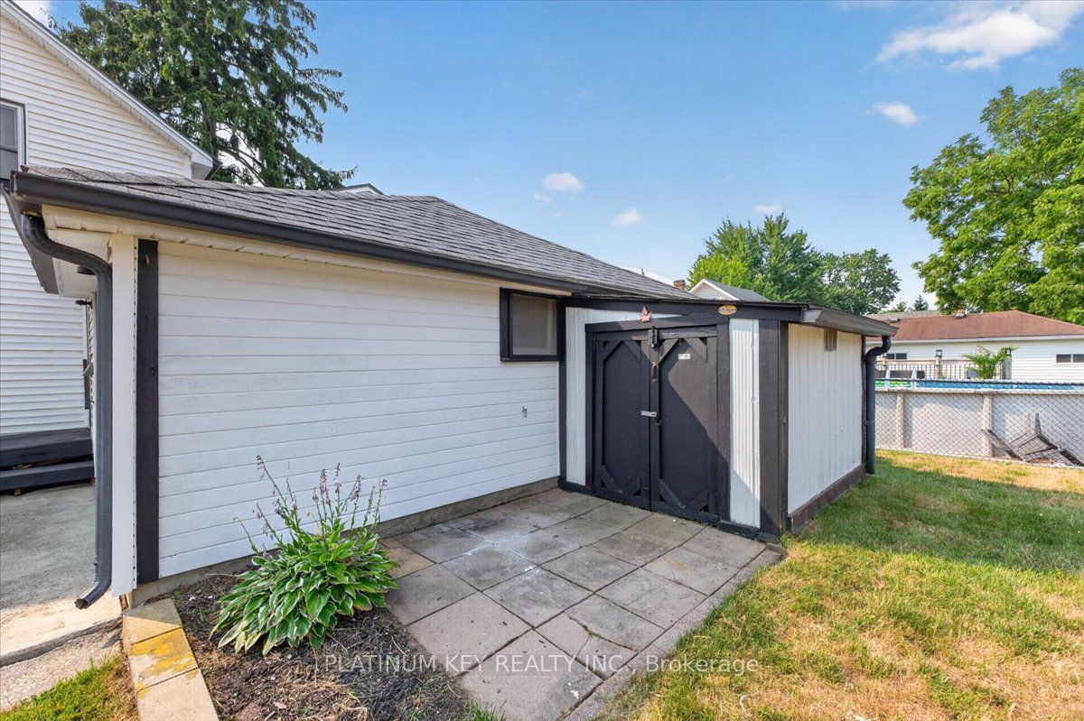 8624 Glendon Drive Property Photo 28