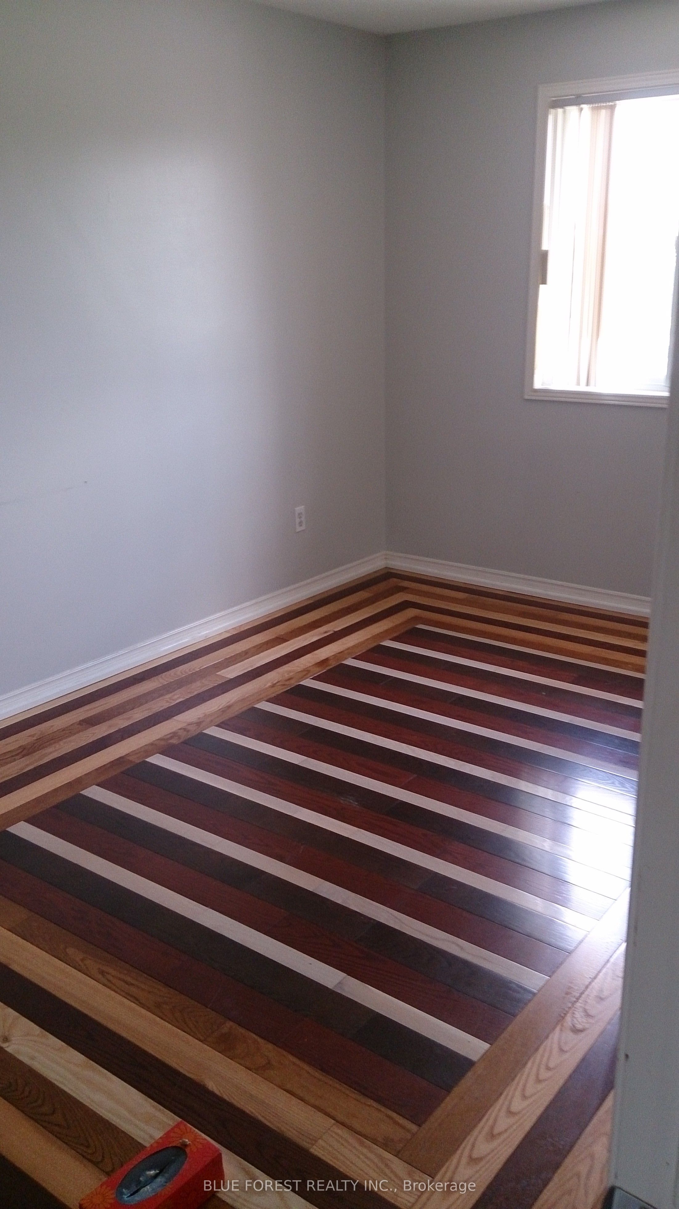 190 Fleming Drive 3 Property Photo 8