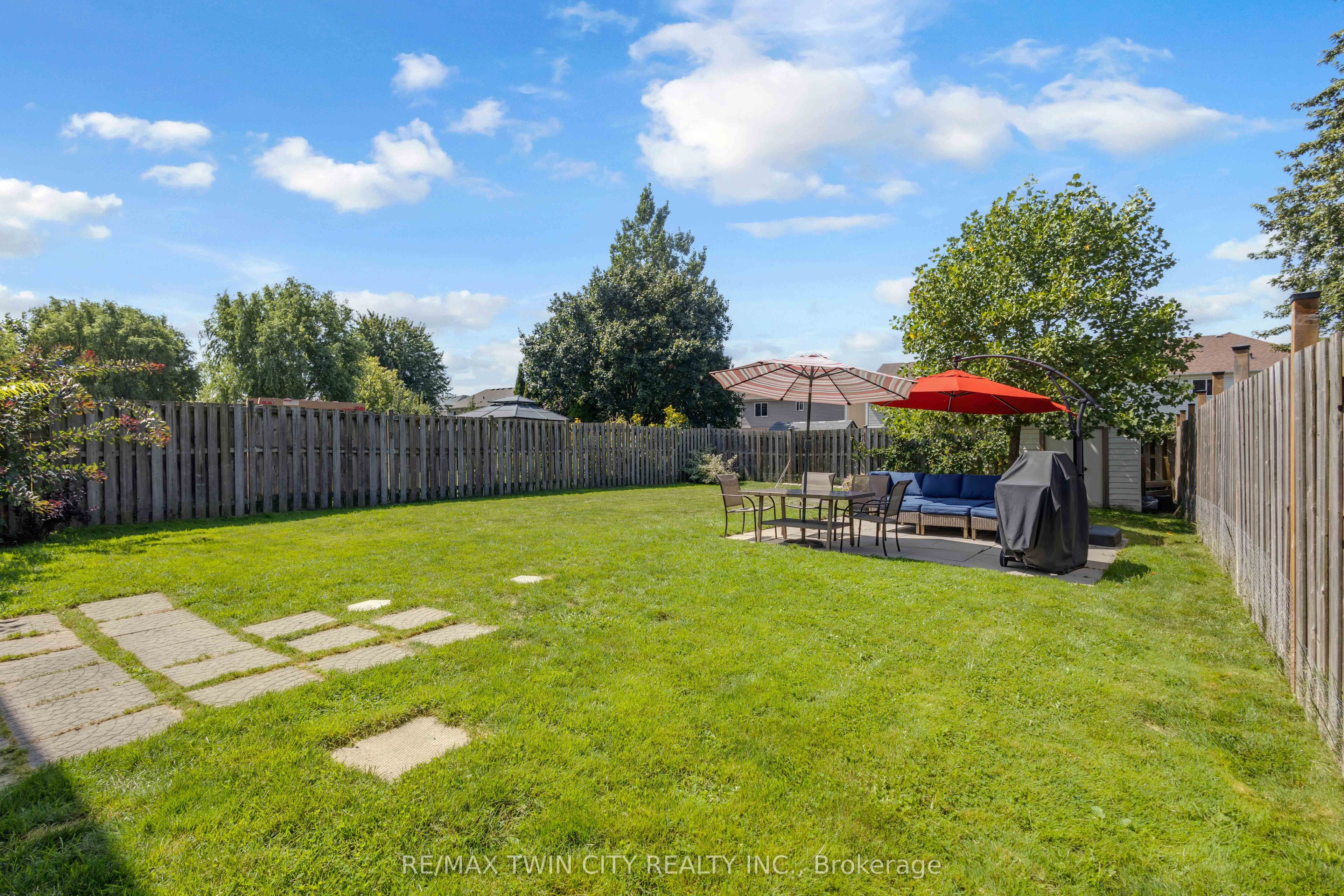 30 Stowe Terrace Property Photo 30
