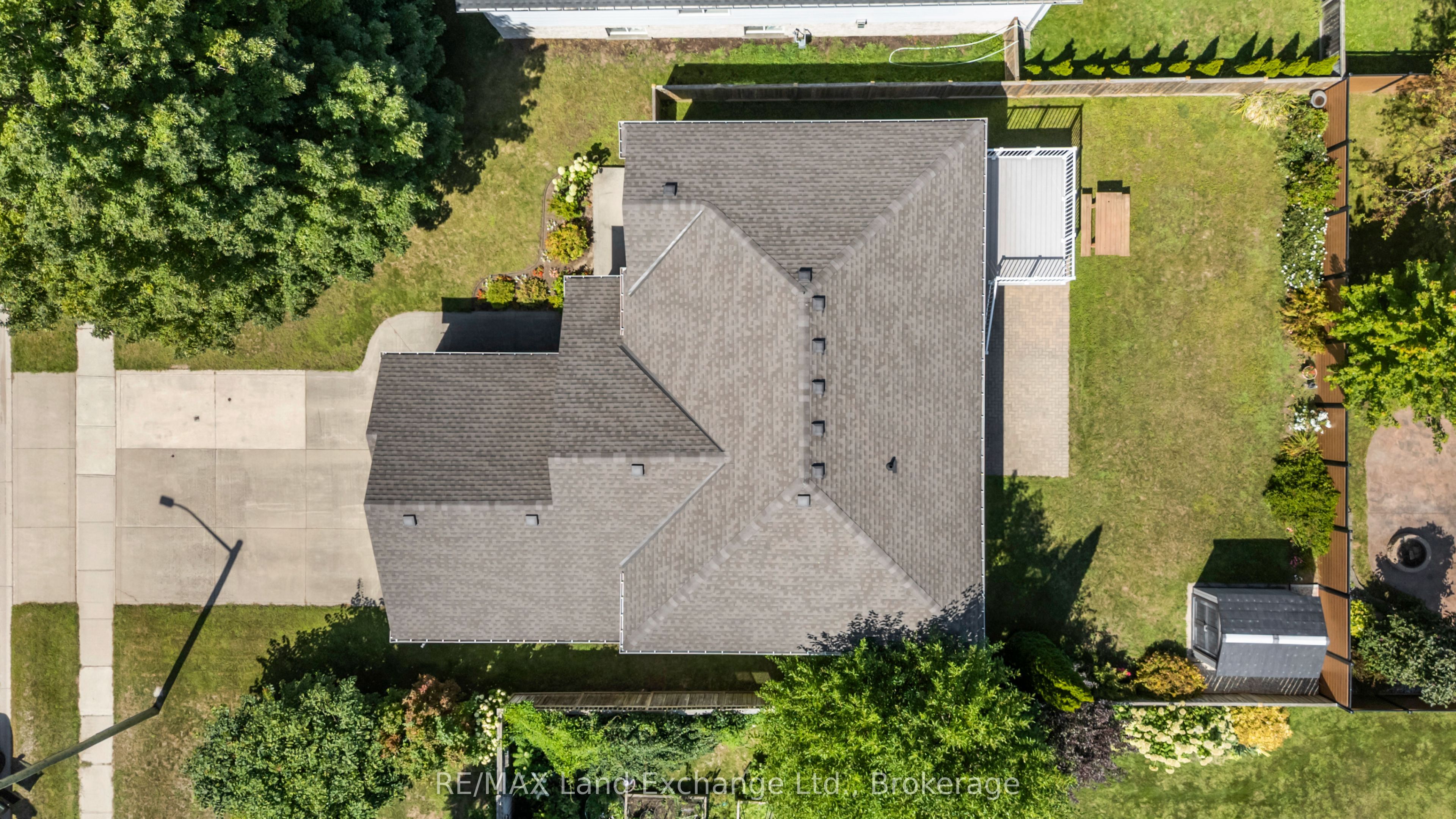 513 Peirson Avenue Property Photo 6