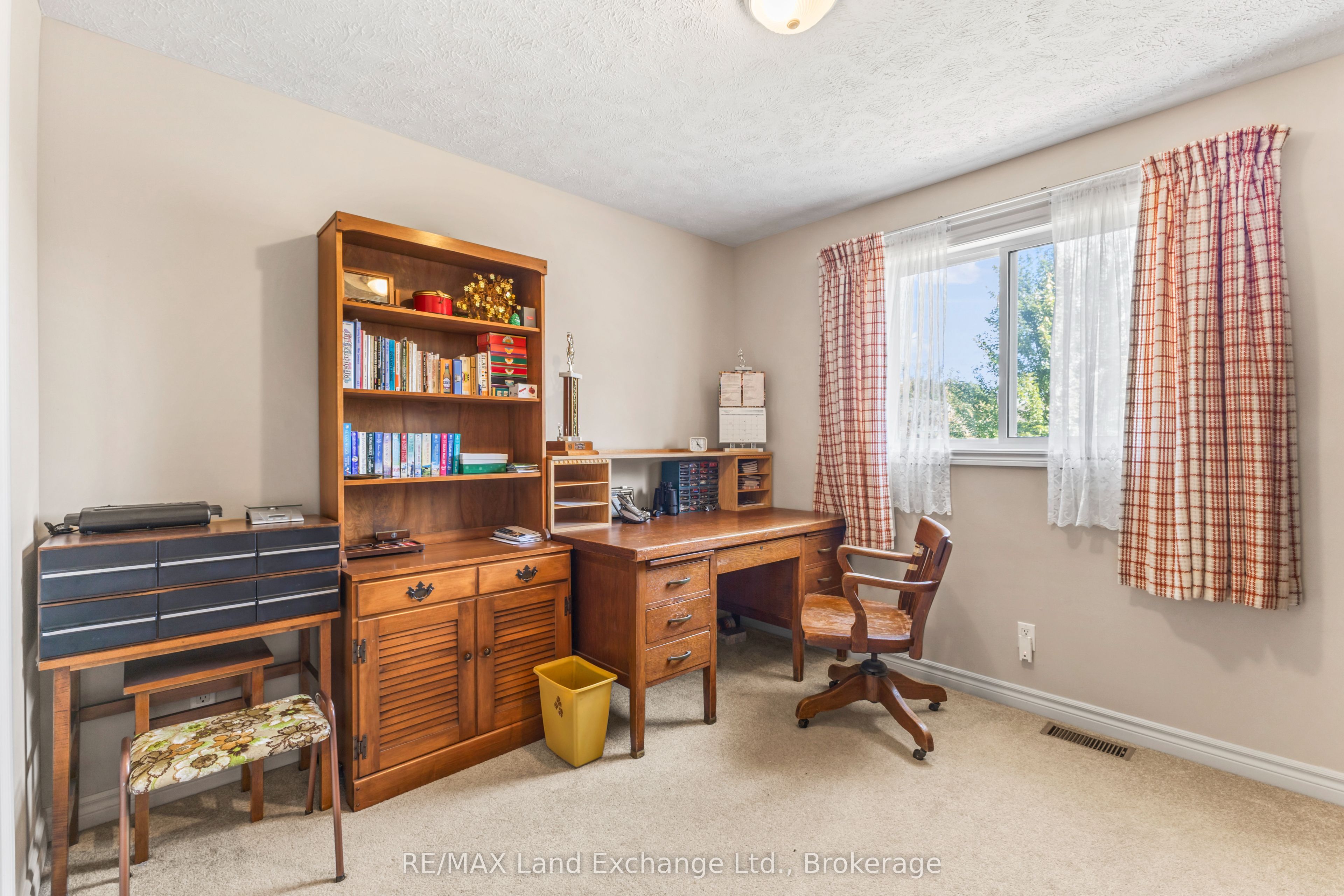 513 Peirson Avenue Property Photo 20