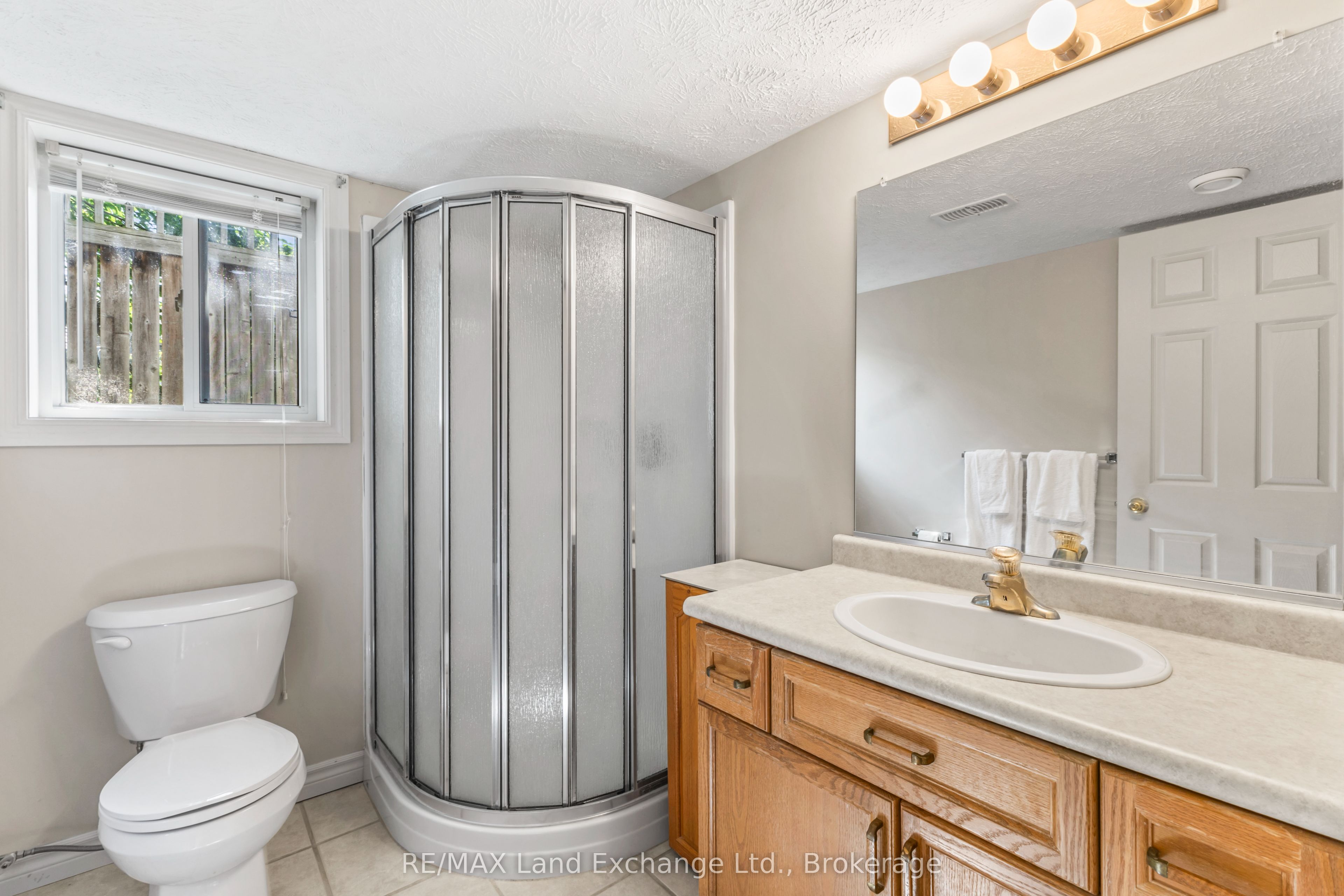 513 Peirson Avenue Property Photo 29