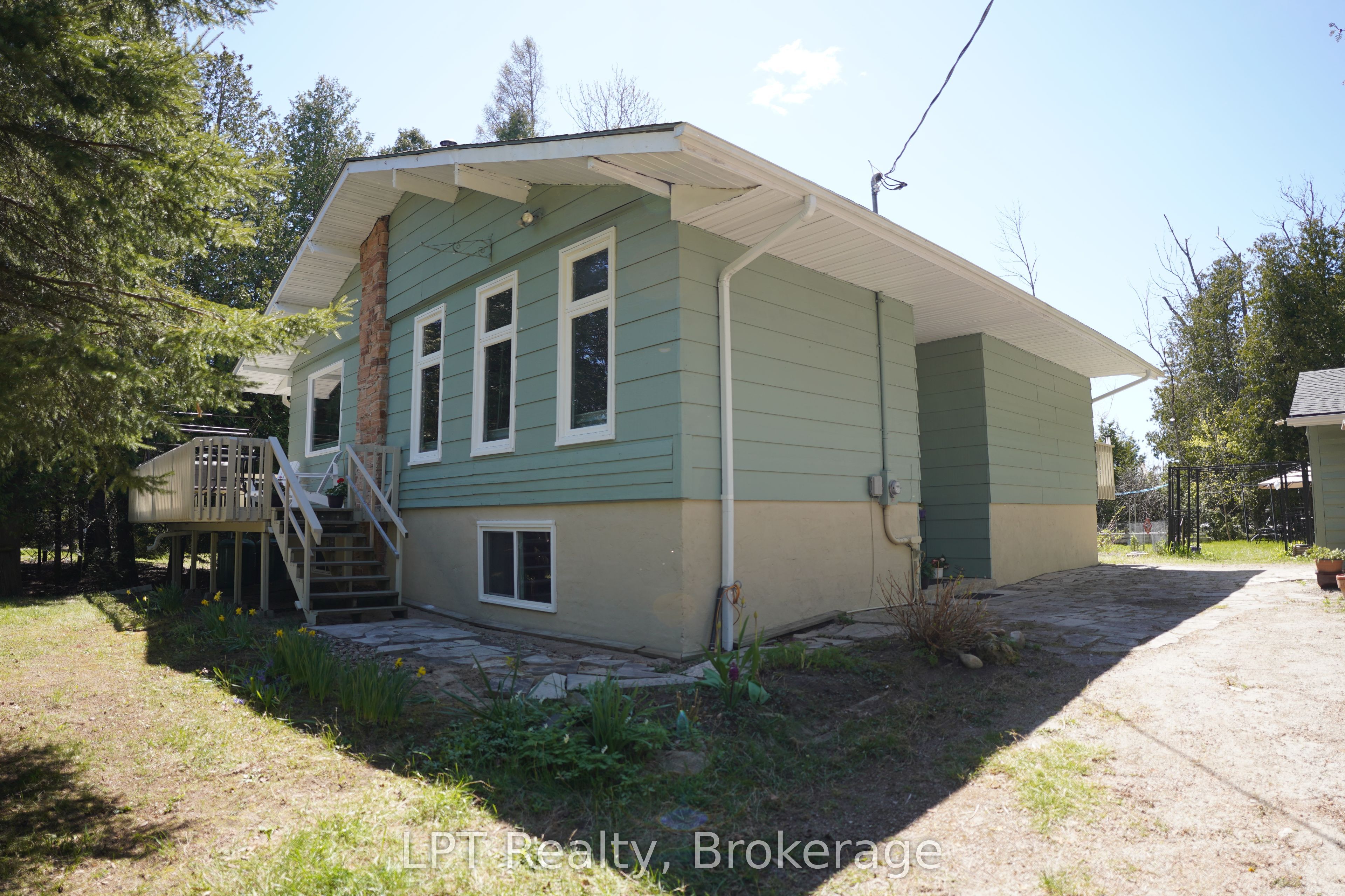 42 William Court Property Photo 1