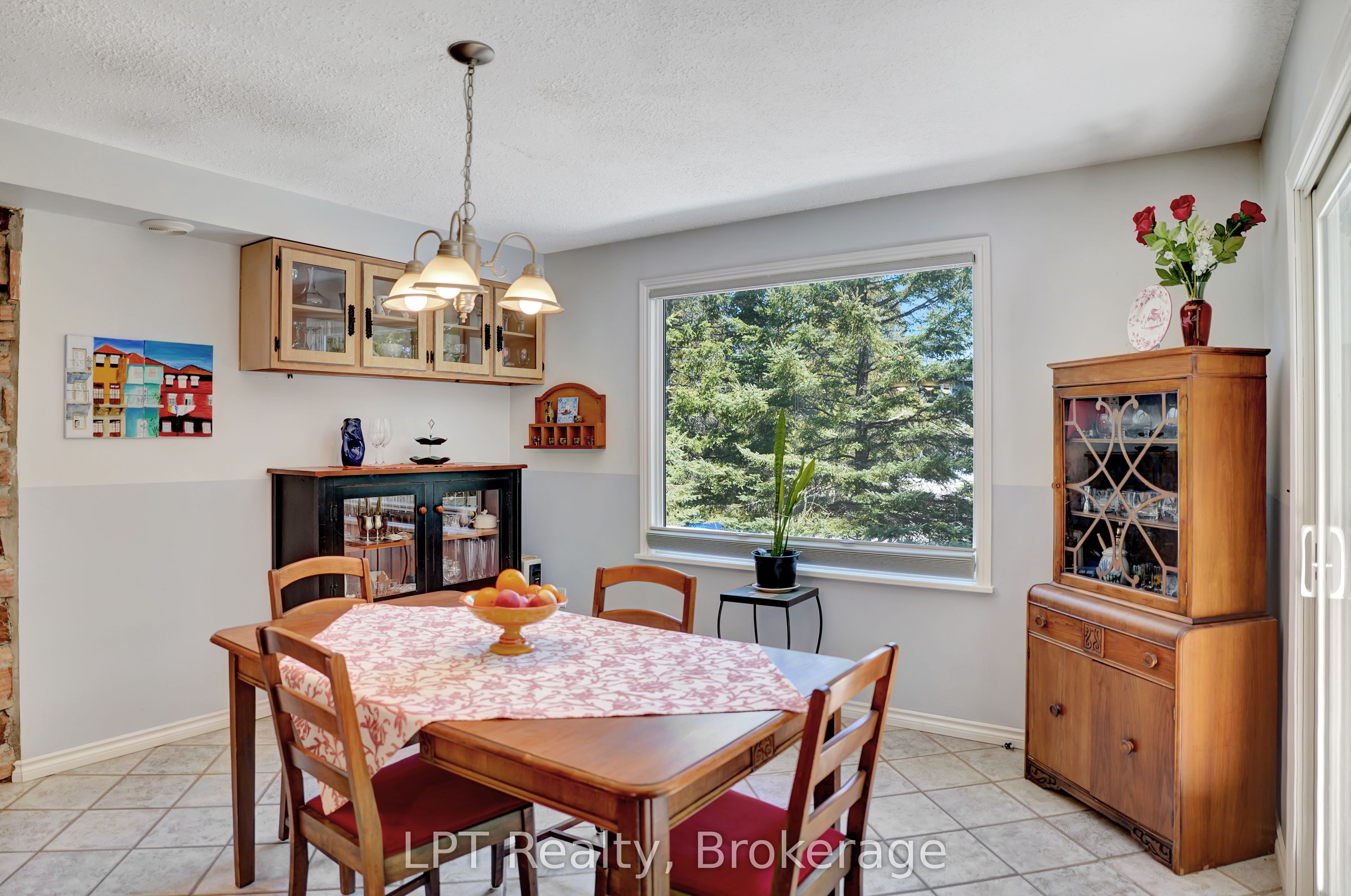42 William Court Property Photo 15