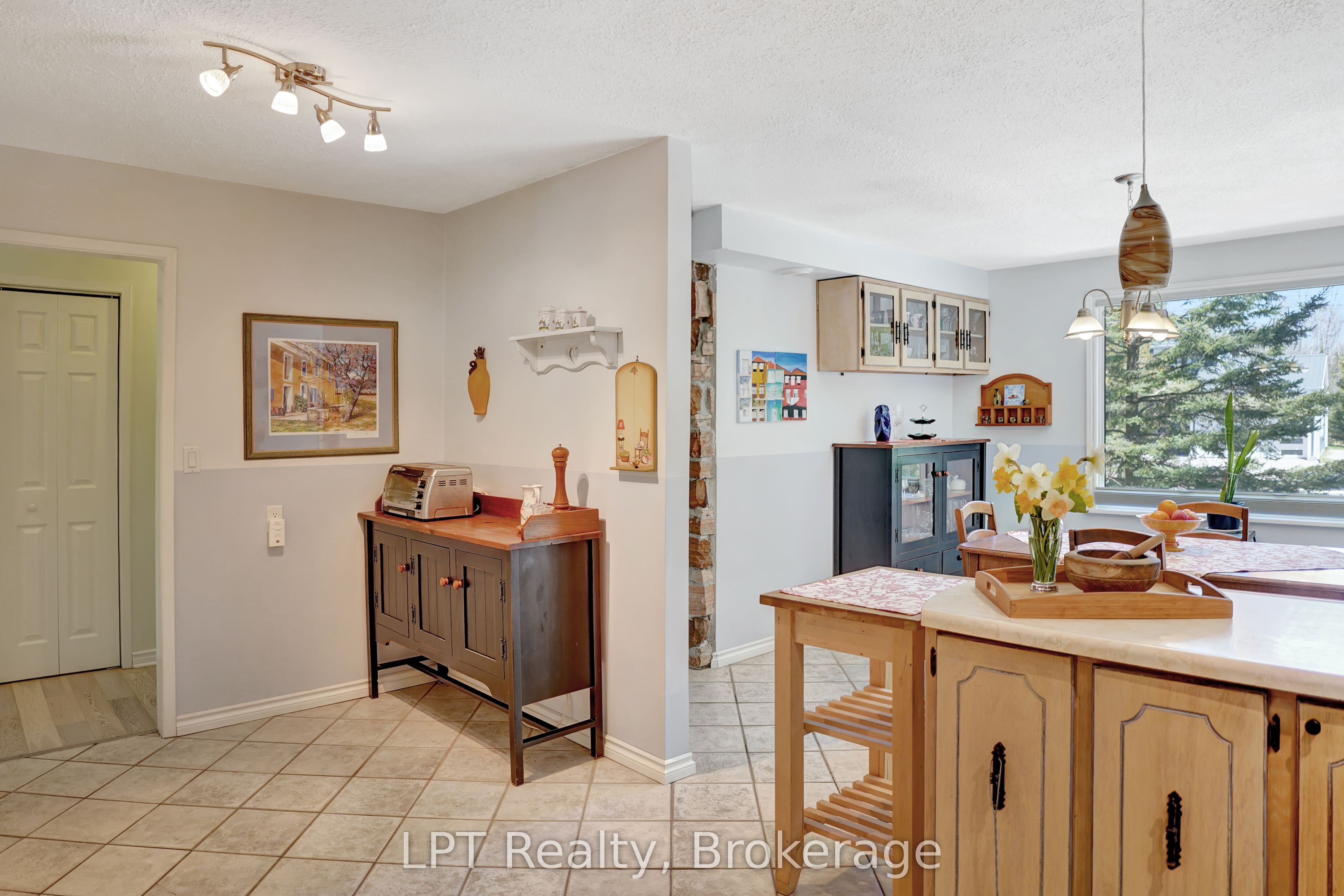42 William Court Property Photo 19
