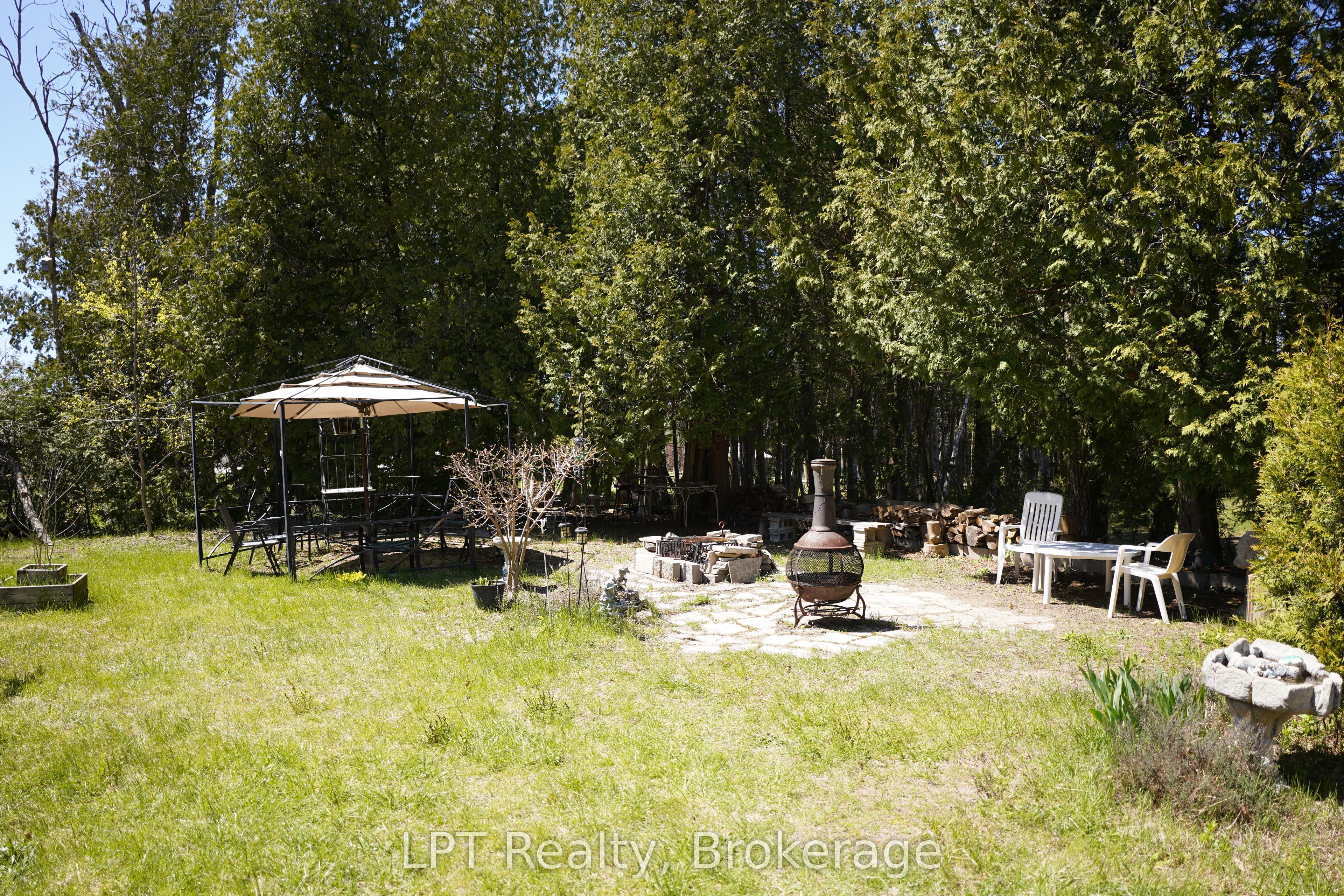 42 William Court Property Photo 41