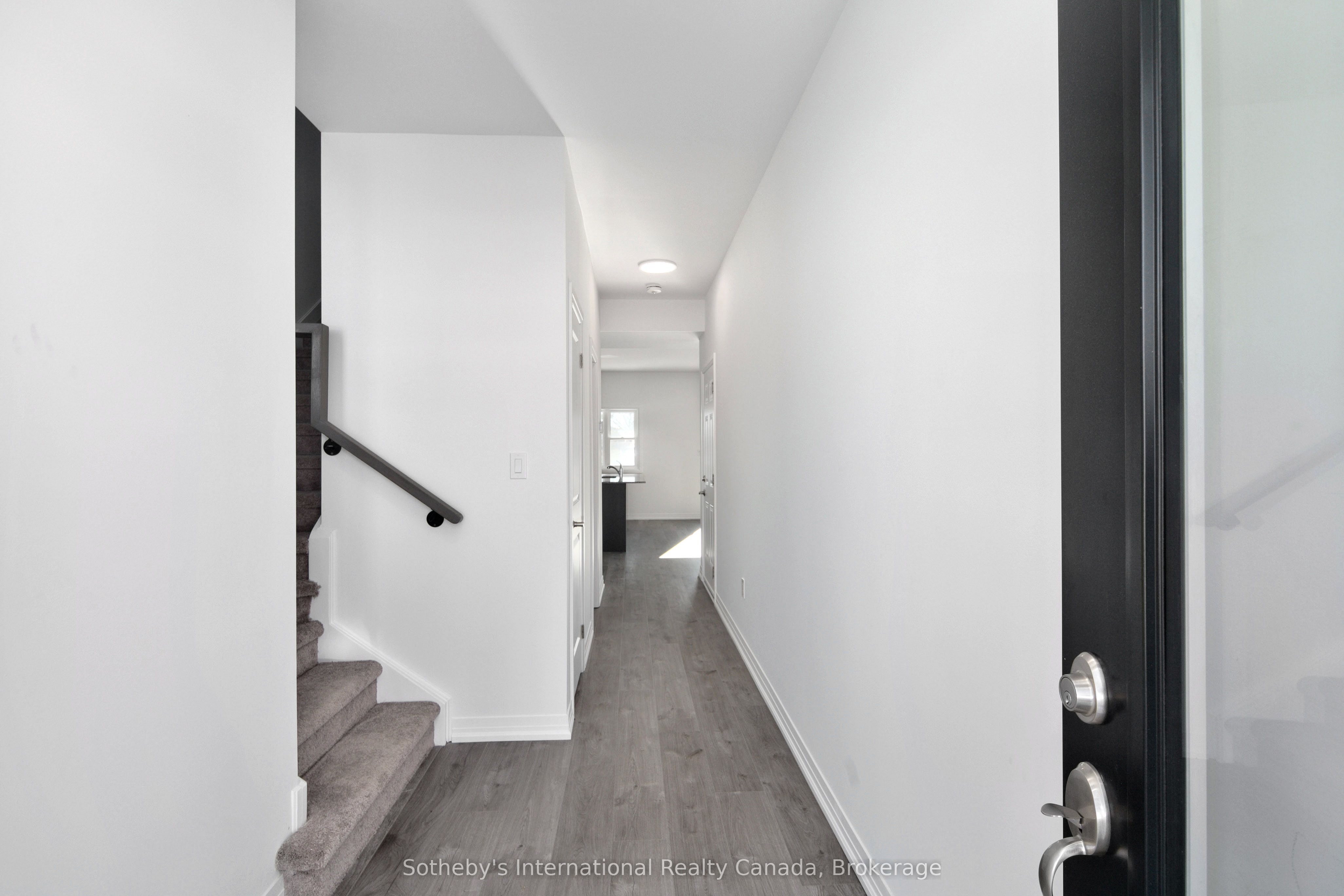 178 Equality Drive Property Photo 3