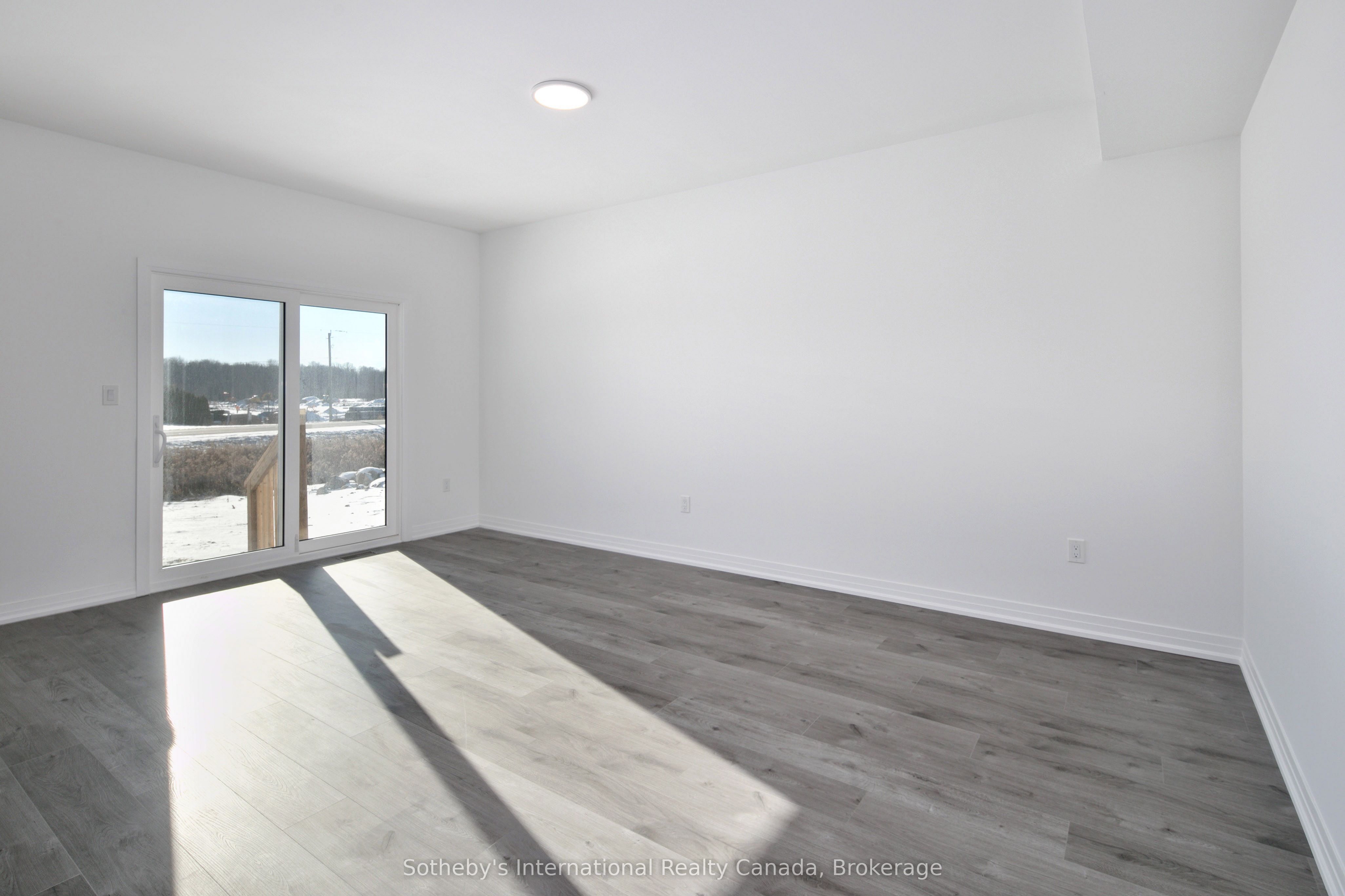 178 Equality Drive Property Photo 6