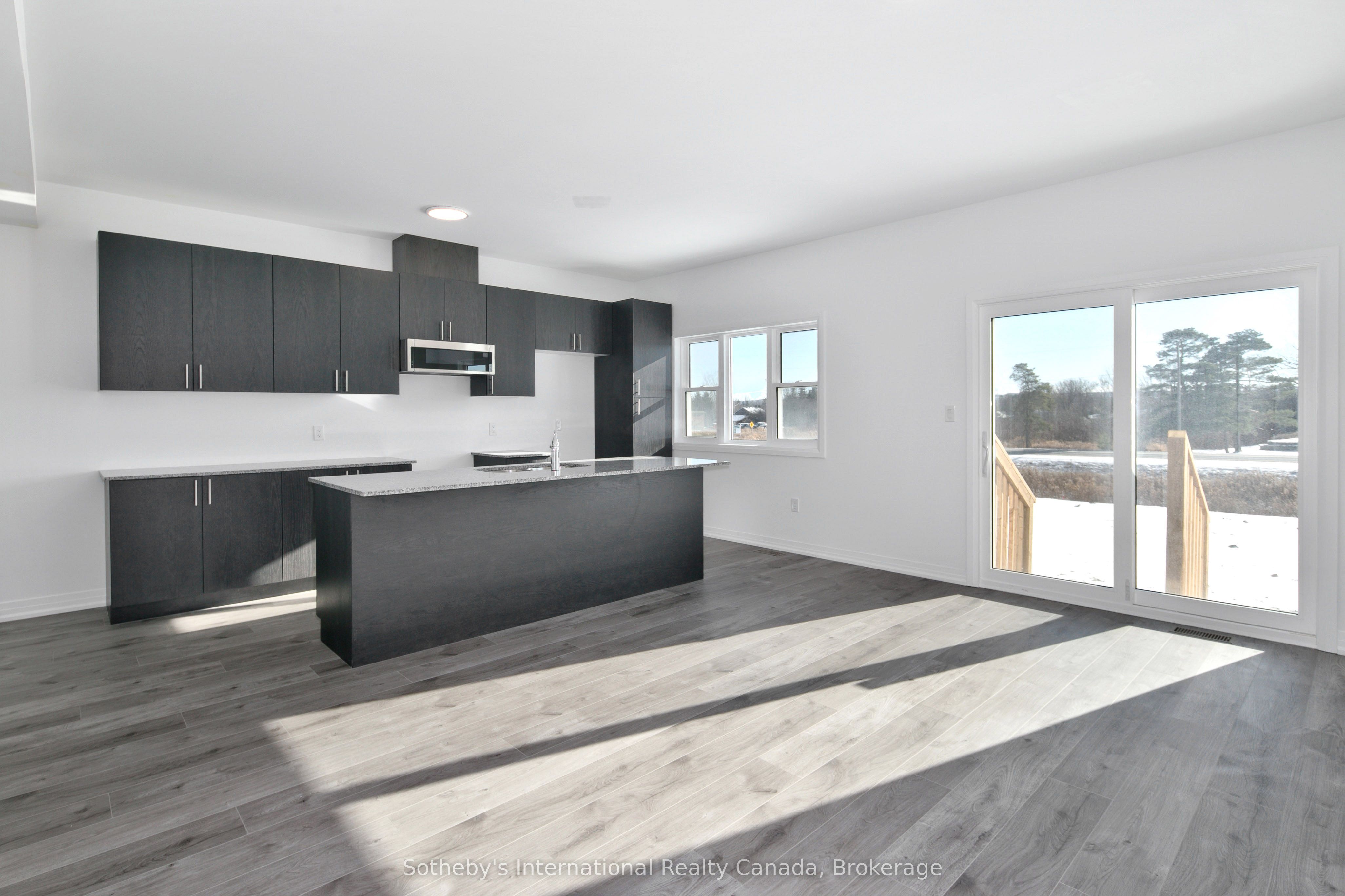 178 Equality Drive Property Photo 7