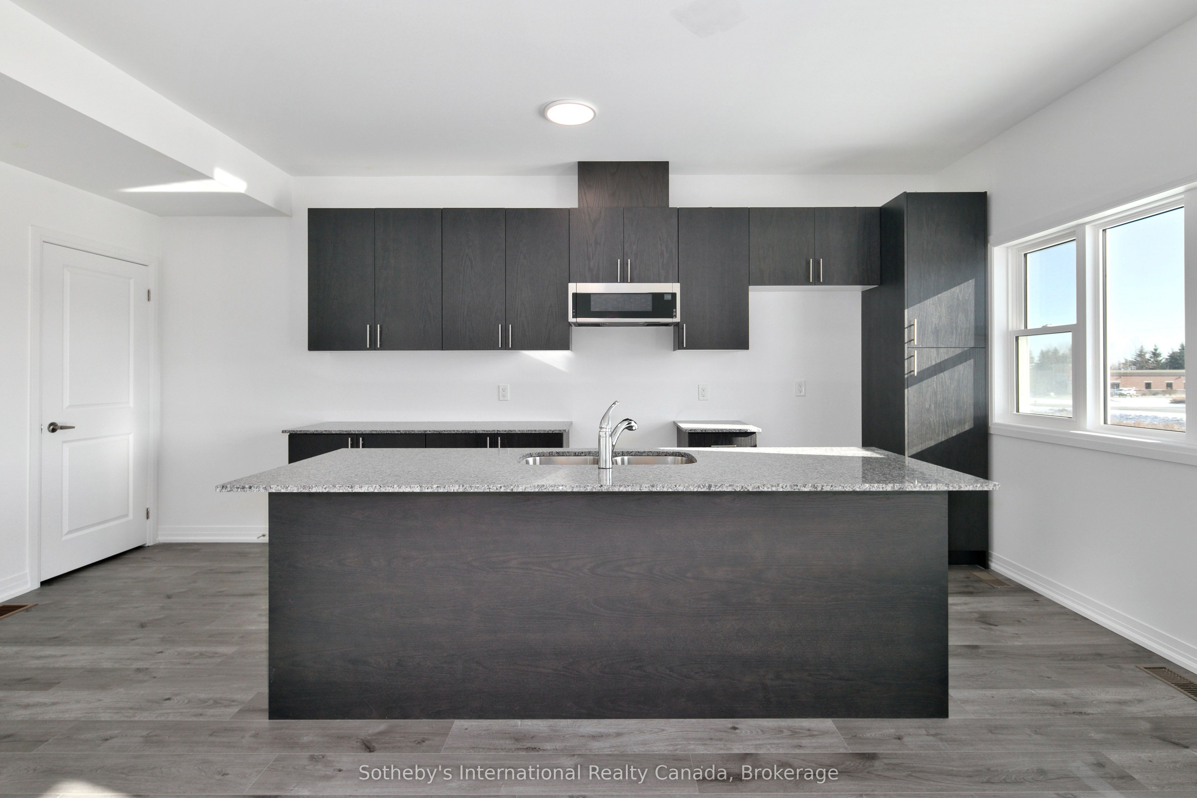 178 Equality Drive Property Photo 9