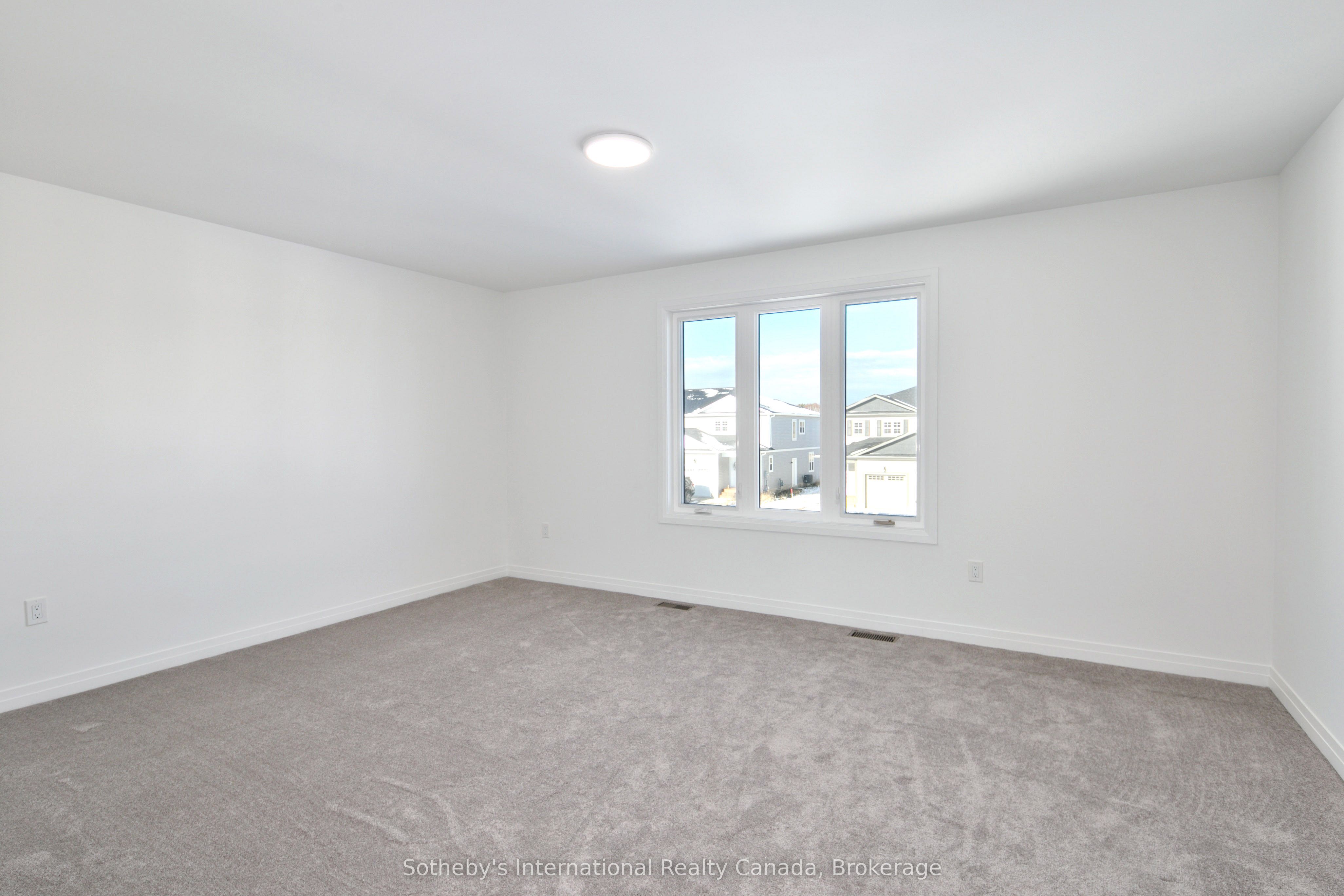 178 Equality Drive Property Photo 14
