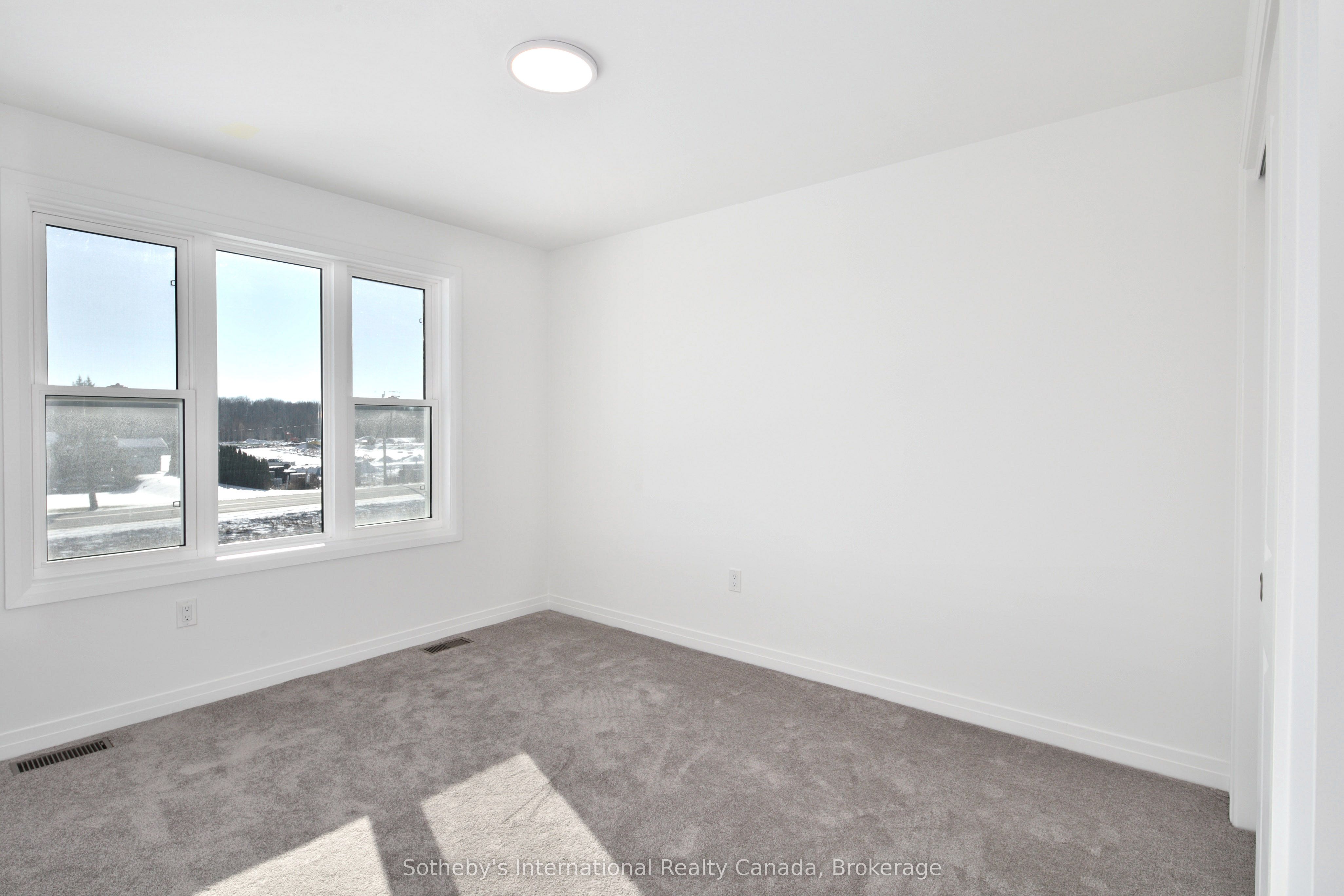 178 Equality Drive Property Photo 17