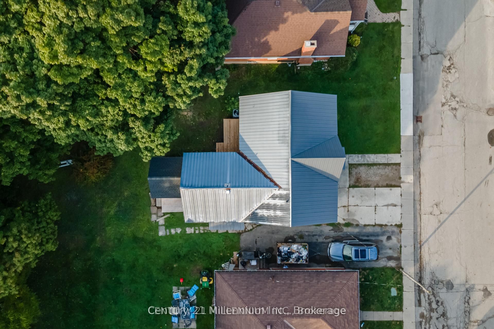 276 Edward Street Property Photo 43