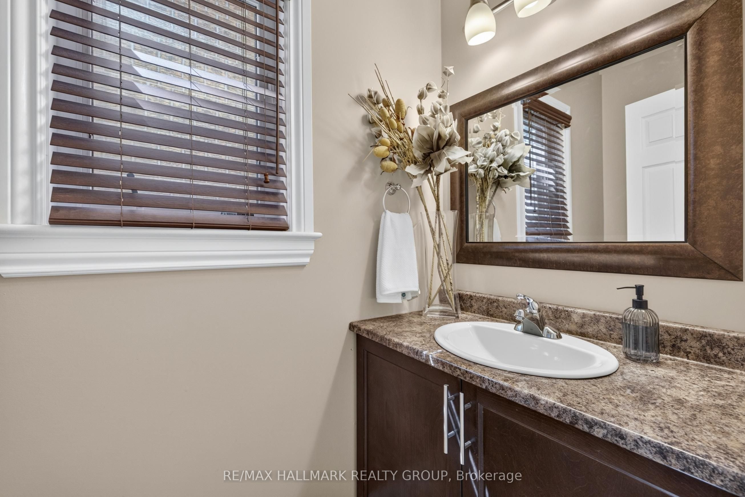 856 Norton Avenue Property Photo 15