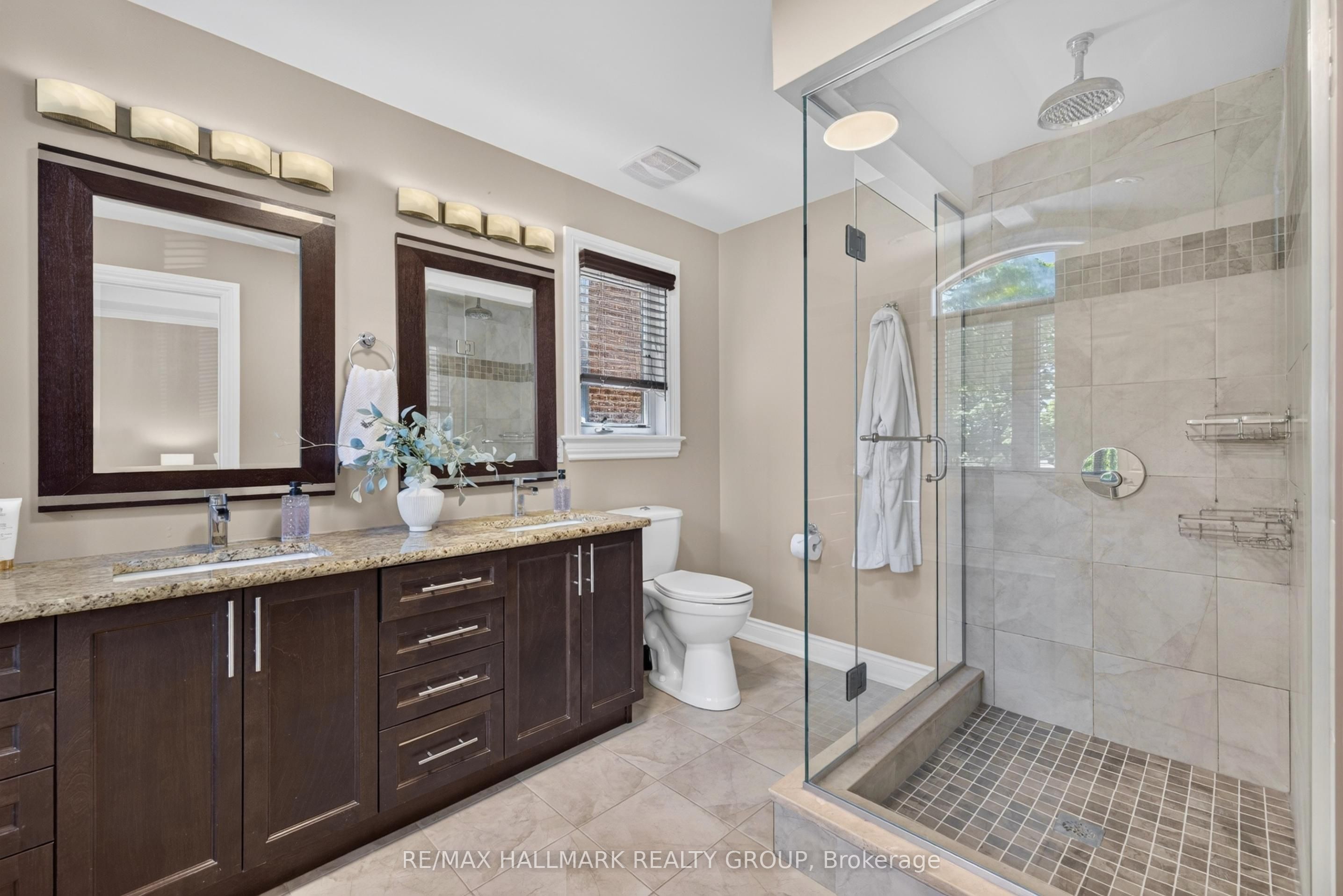856 Norton Avenue Property Photo 19