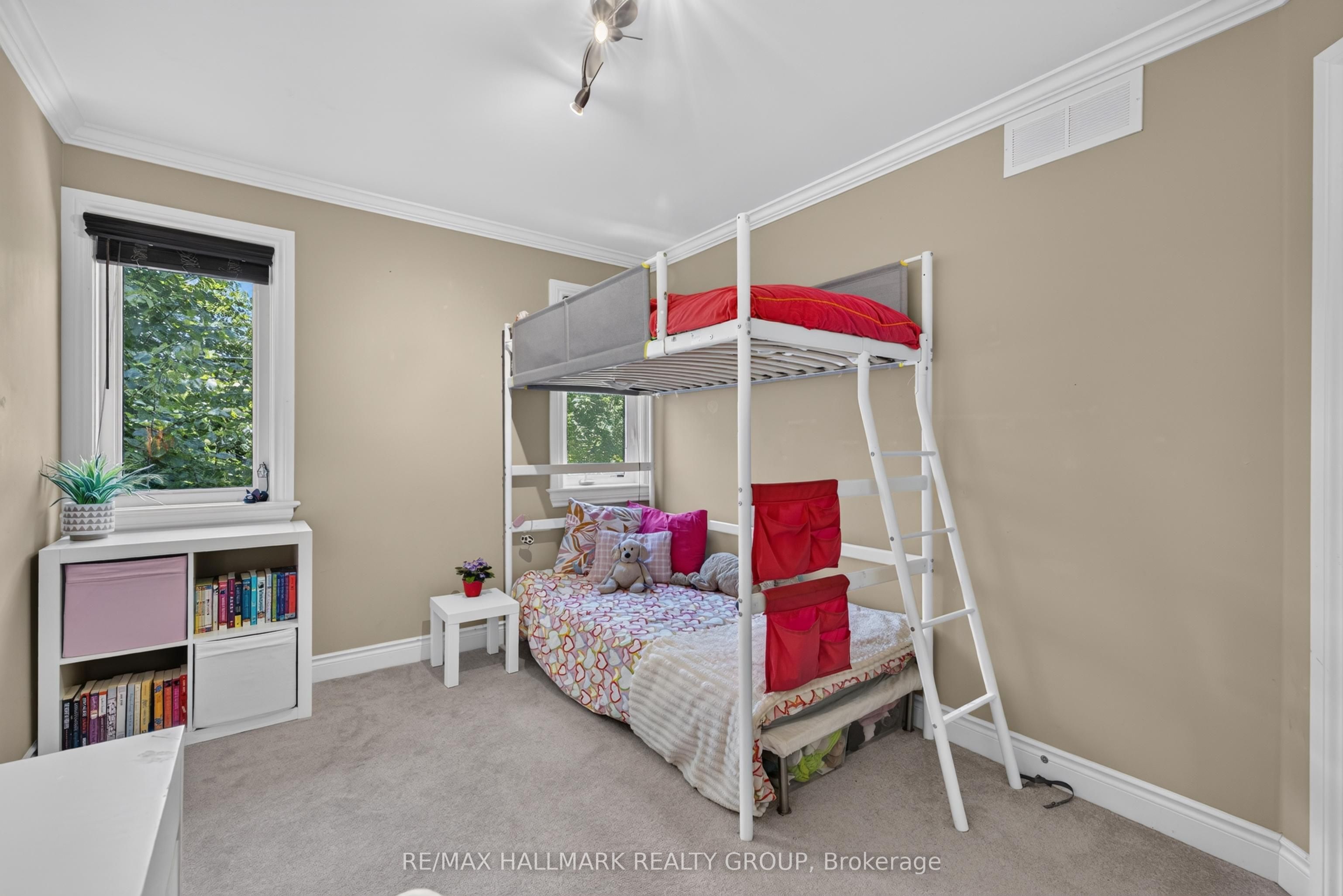 856 Norton Avenue Property Photo 22