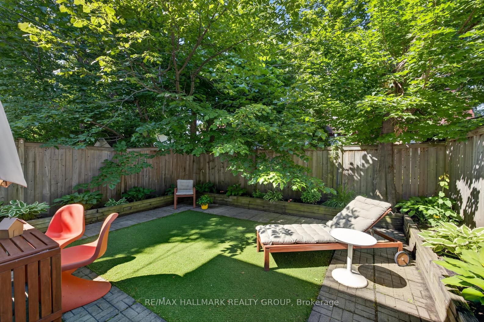 856 Norton Avenue Property Photo 32