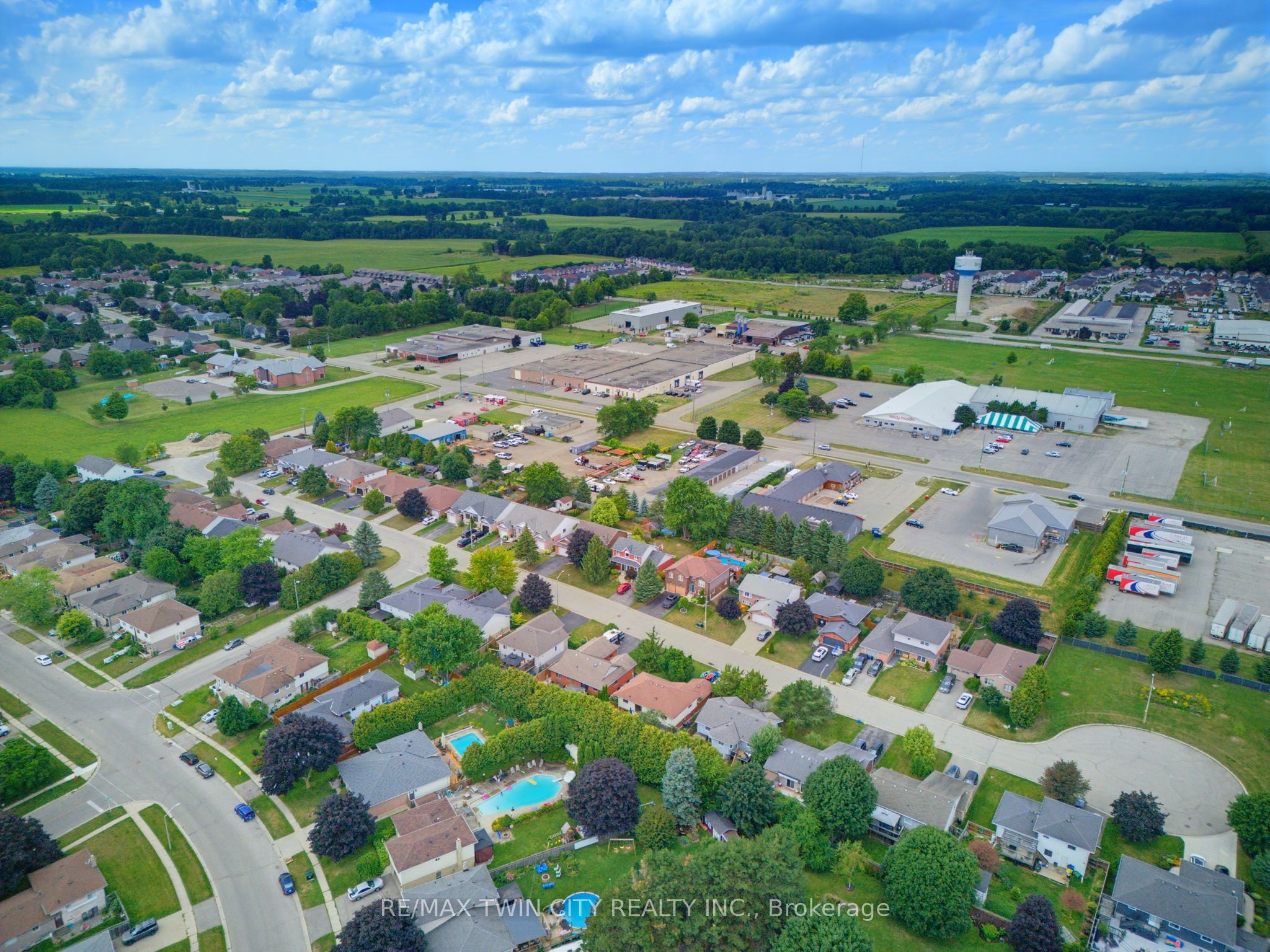 20 Clover Court Property Photo 43