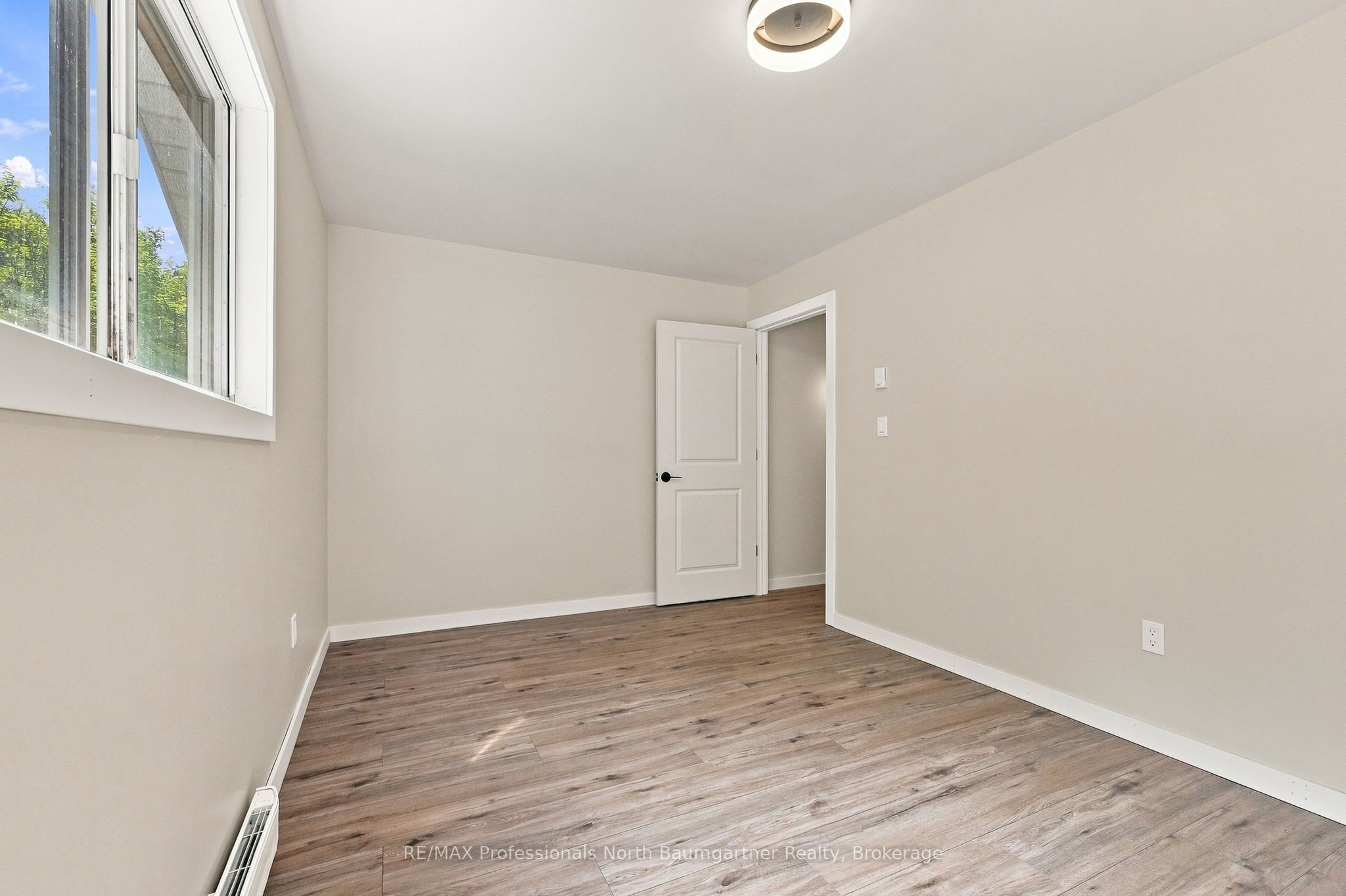 3085 Hadlington Road Property Photo 21