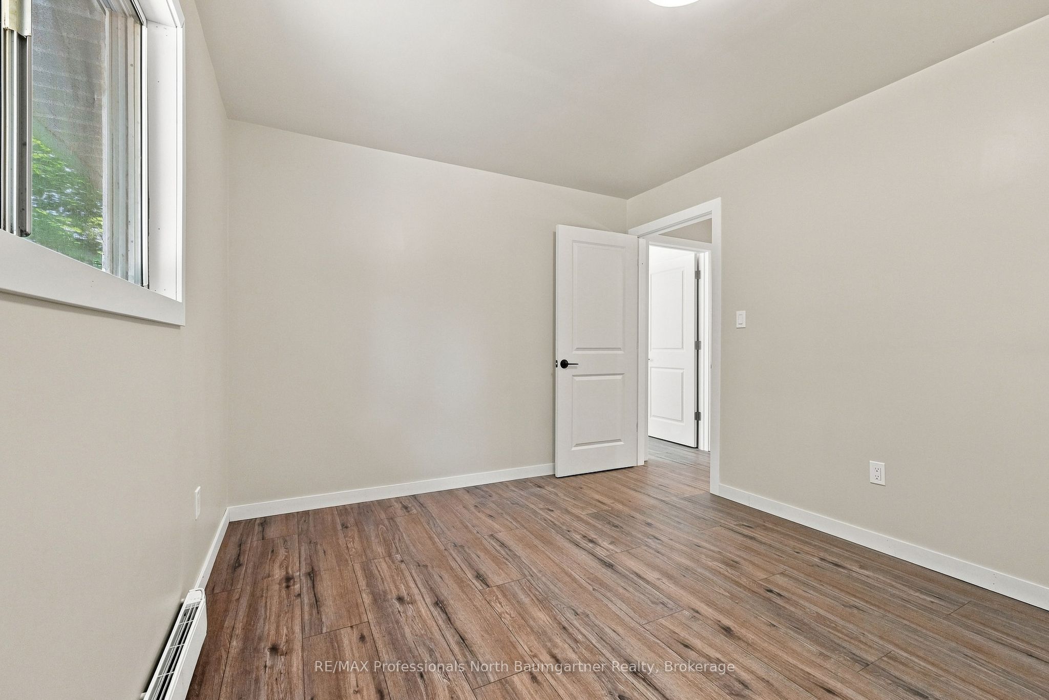3085 Hadlington Road Property Photo 23