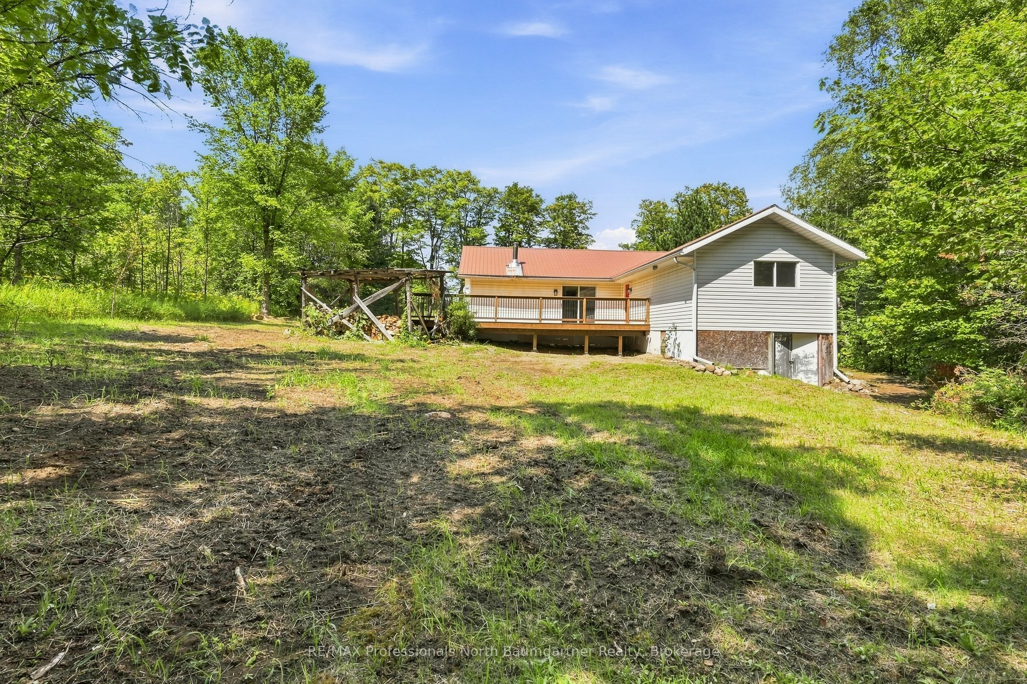 3085 Hadlington Road Property Photo 32