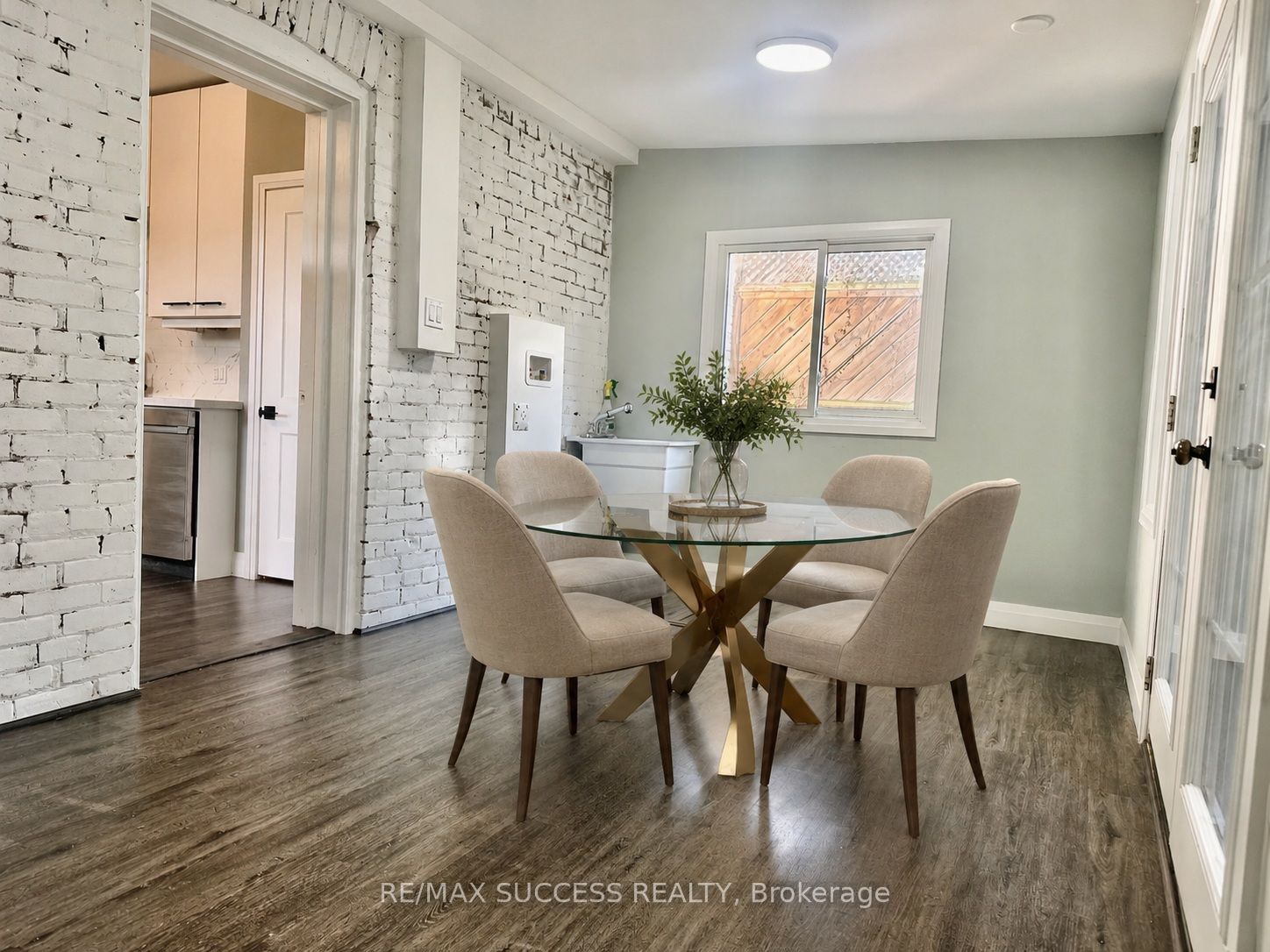 21 Webling Street Property Photo 11