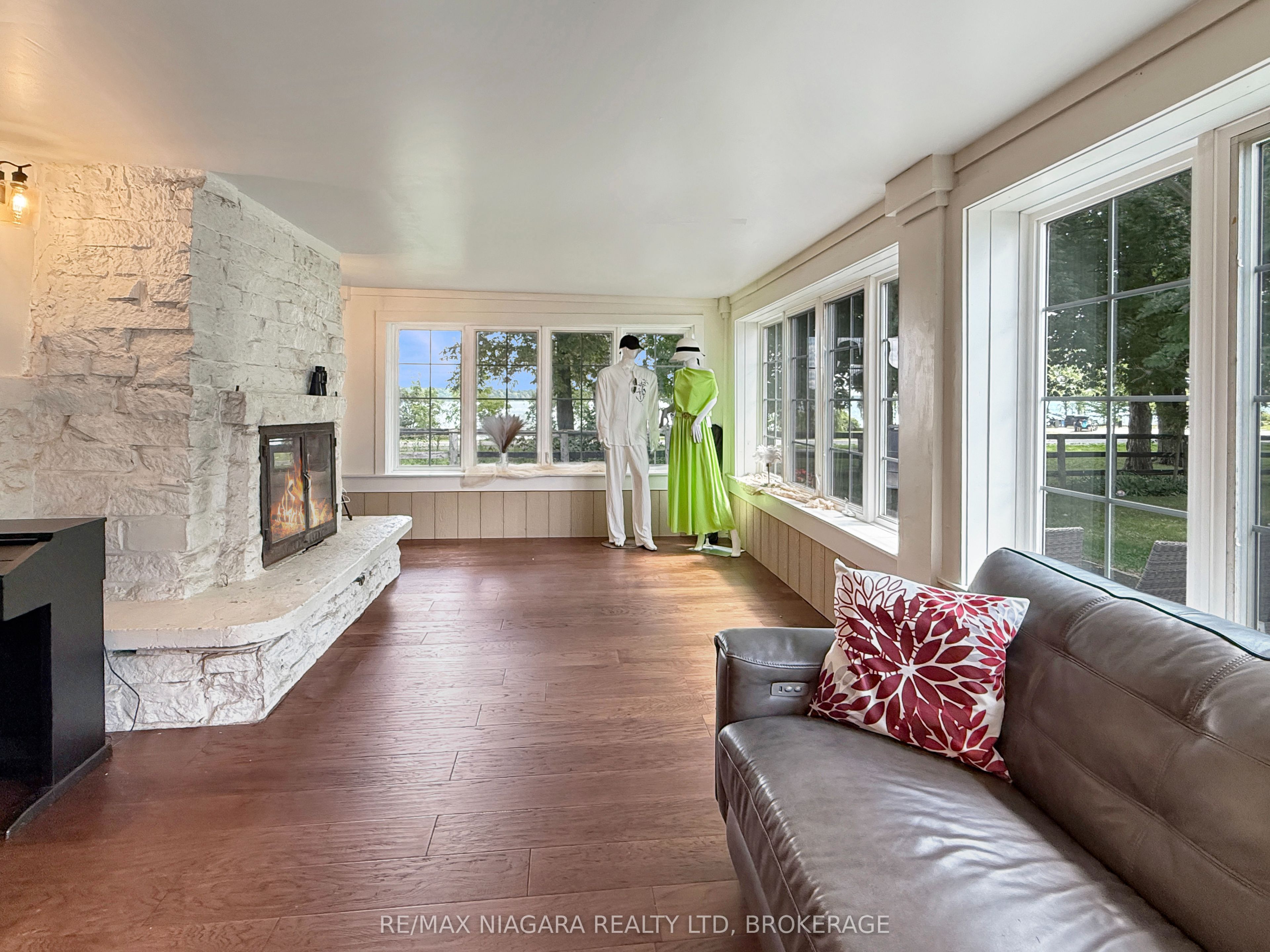 13693 Niagara River Parkway Property Photo 9