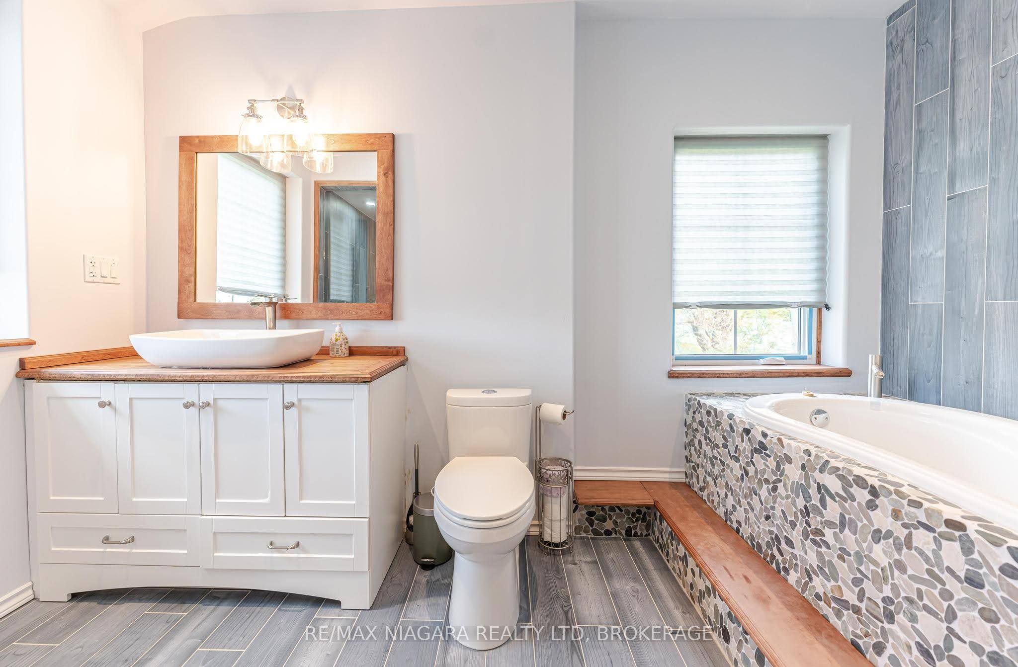 13693 Niagara River Parkway Property Photo 15