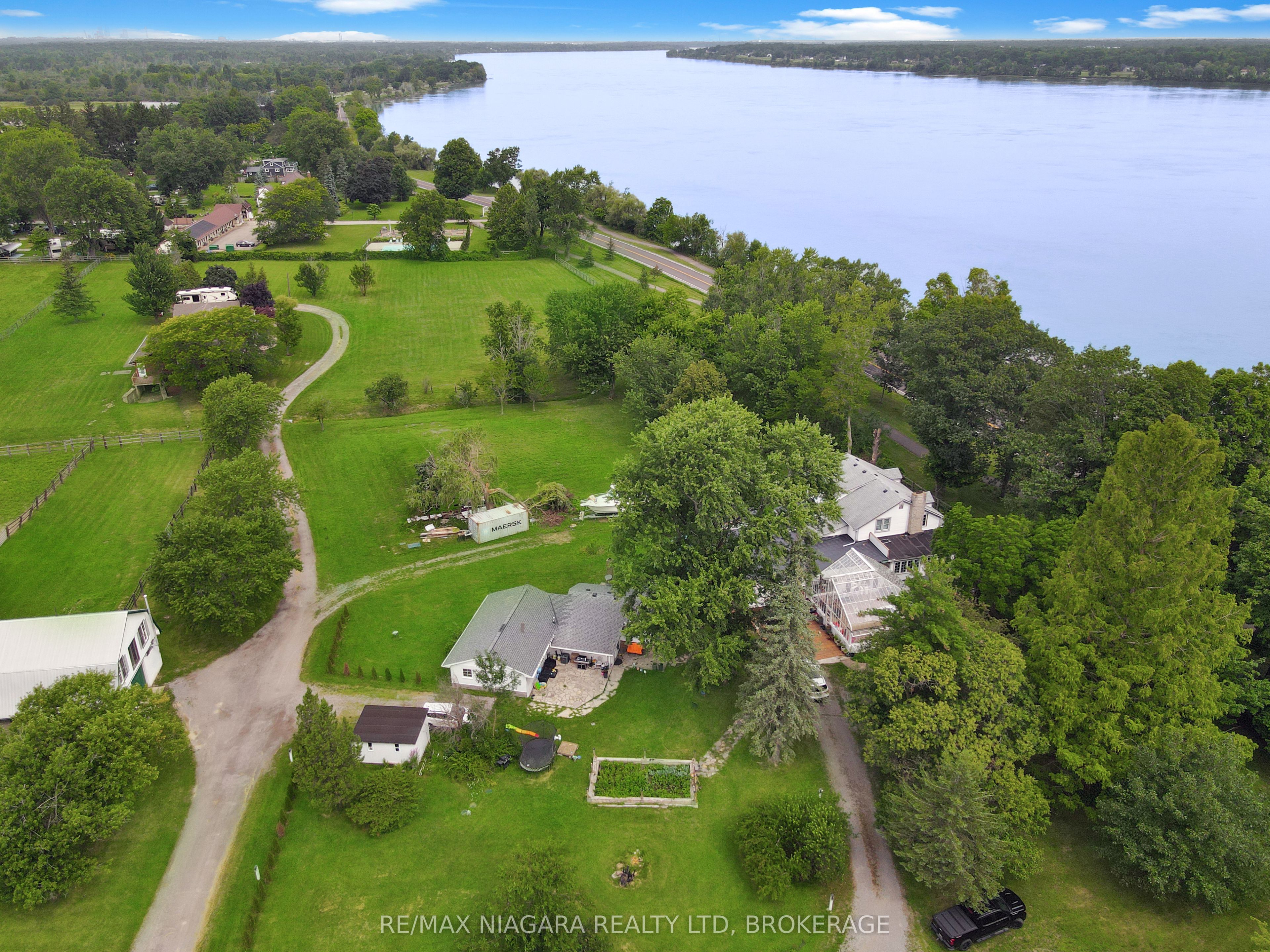 13693 Niagara River Parkway Property Photo 50