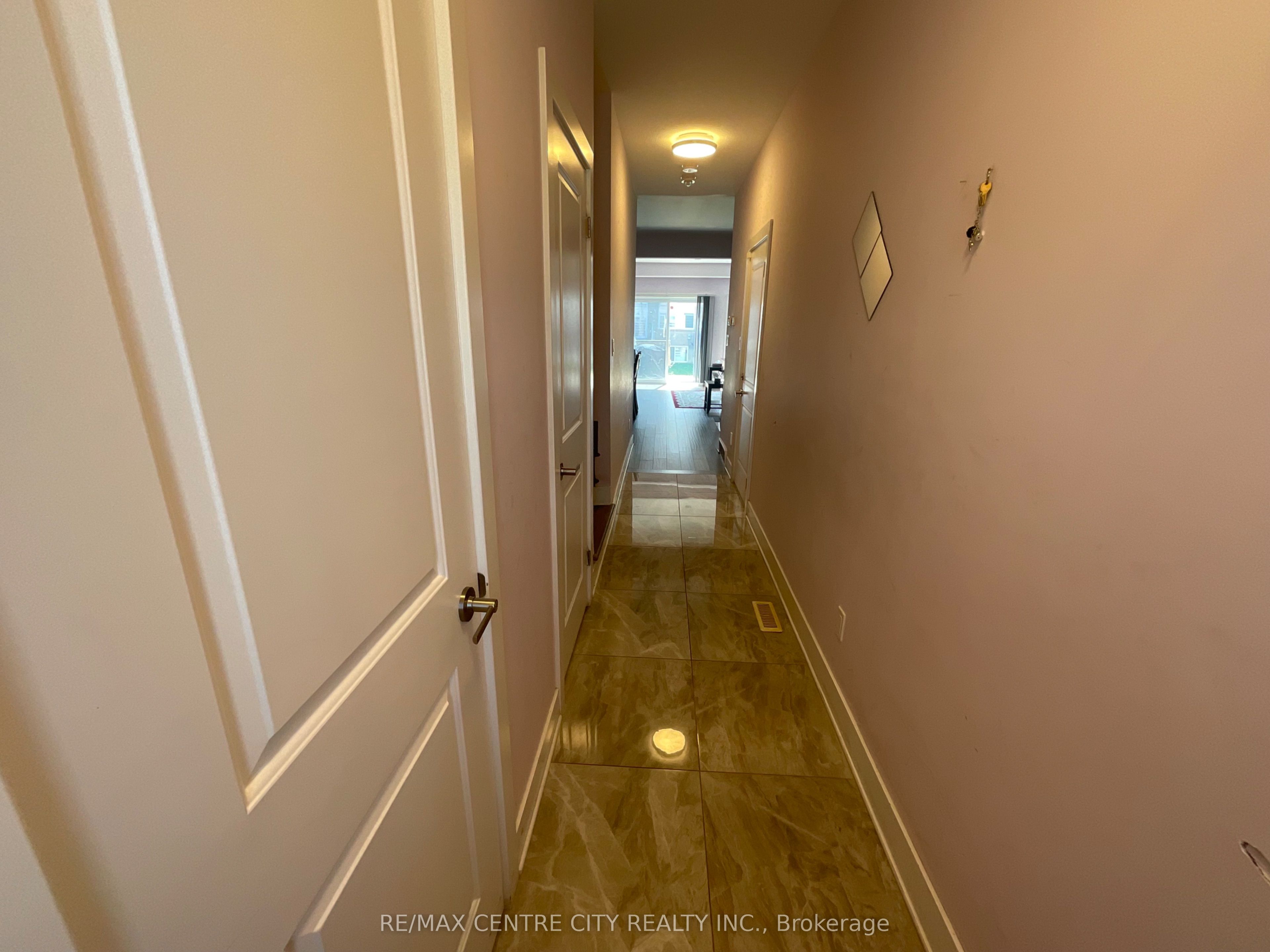 2609 Holbrook Drive 10 Property Photo 3