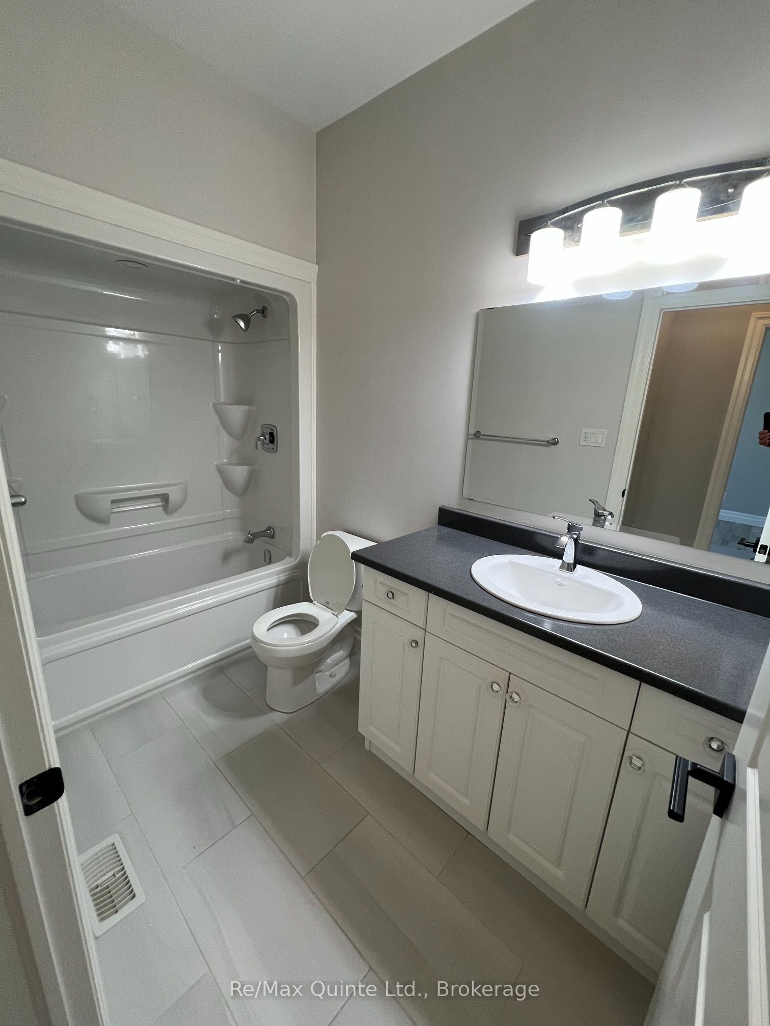 29 Gavin Crescent Property Photo 17