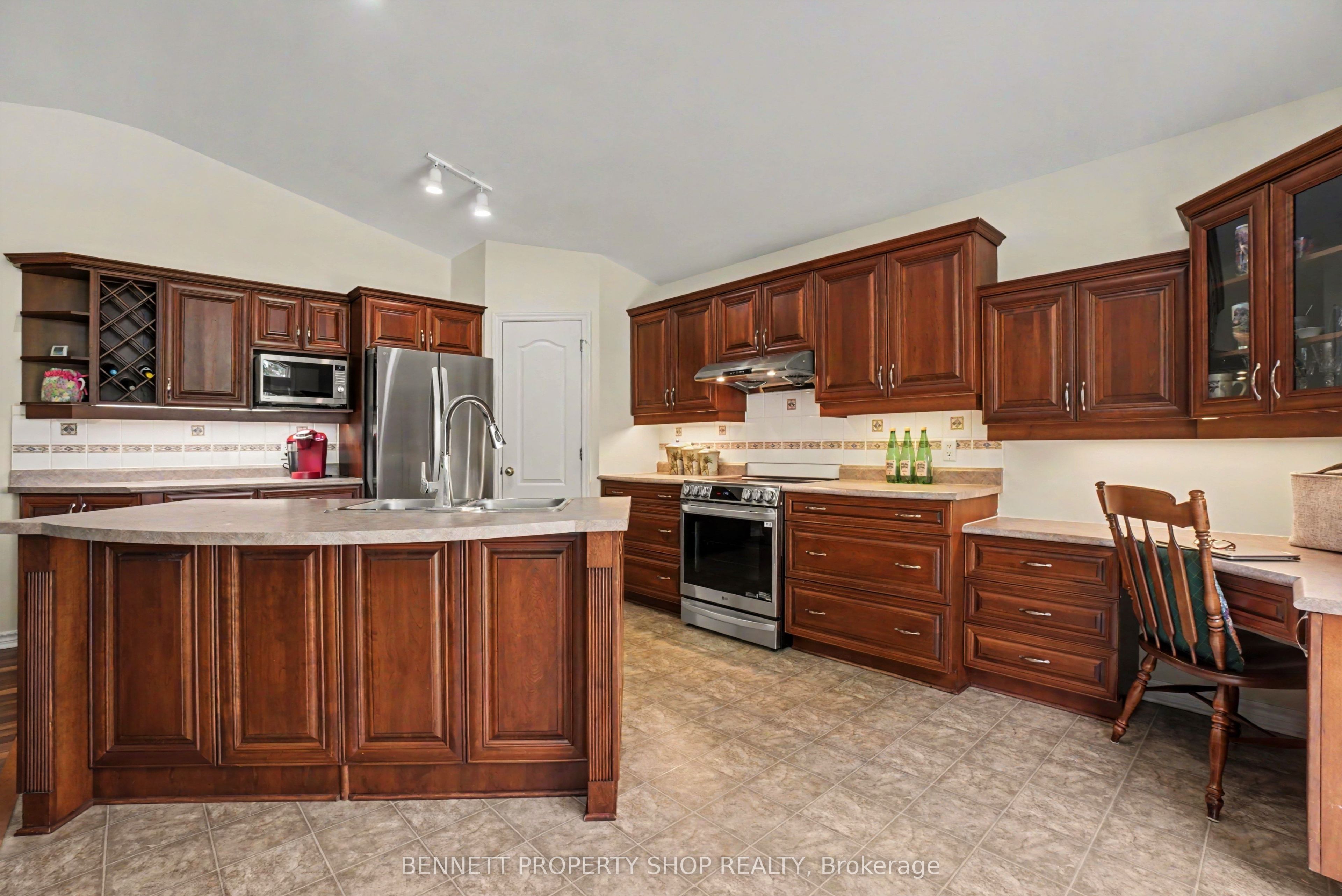 4219 Green Gables Lane Property Photo 12