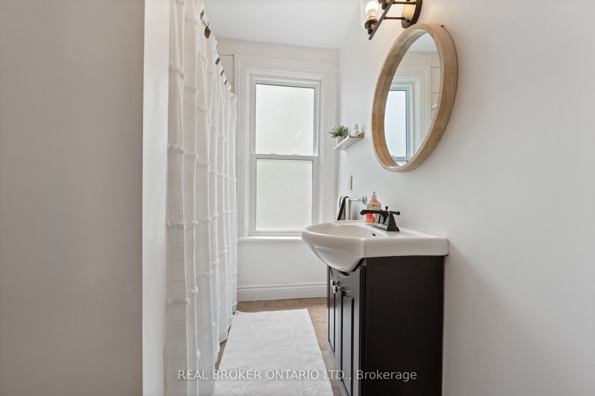 30 Dundas Street Property Photo 17