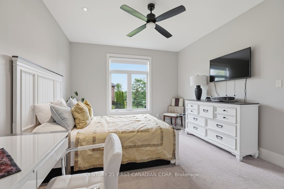 2215 Callingham Drive 4 Property Photo 23