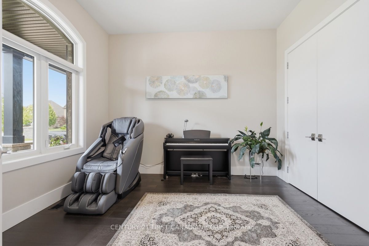 2215 Callingham Drive 4 Property Photo 27