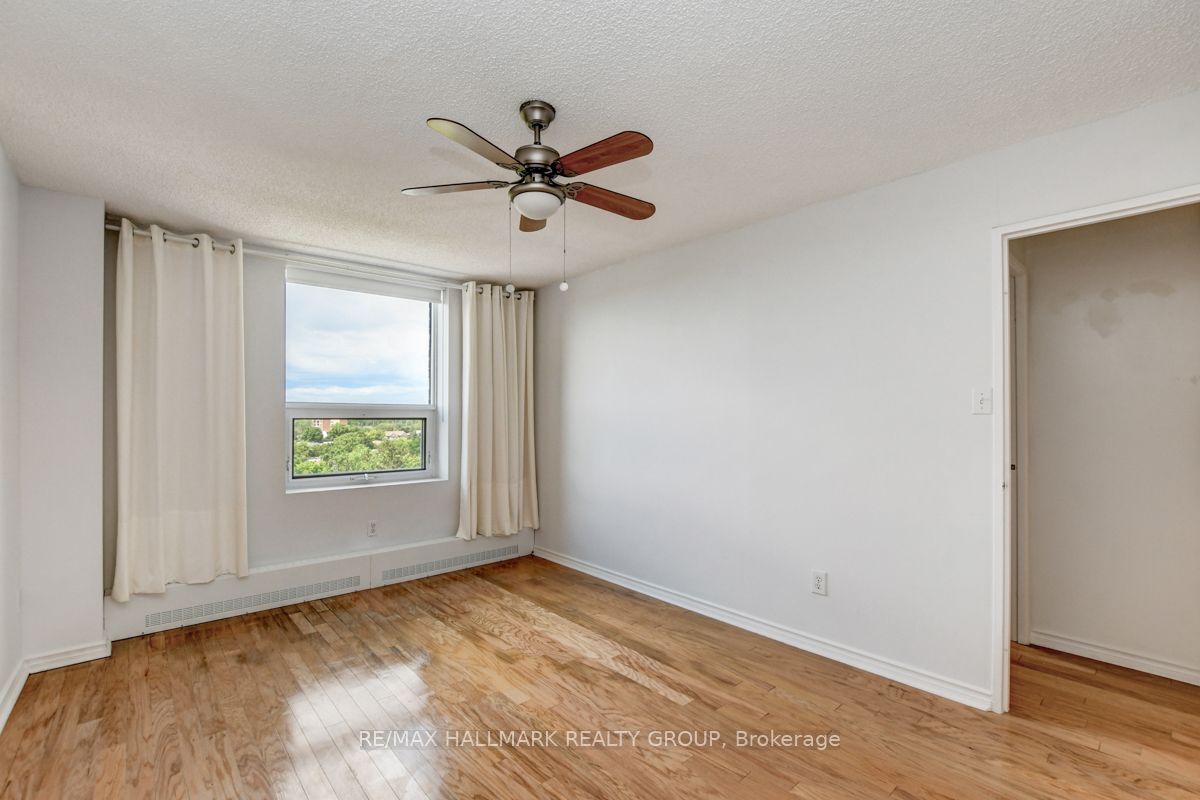 665 Bathgate Drive 1003 Property Photo 28
